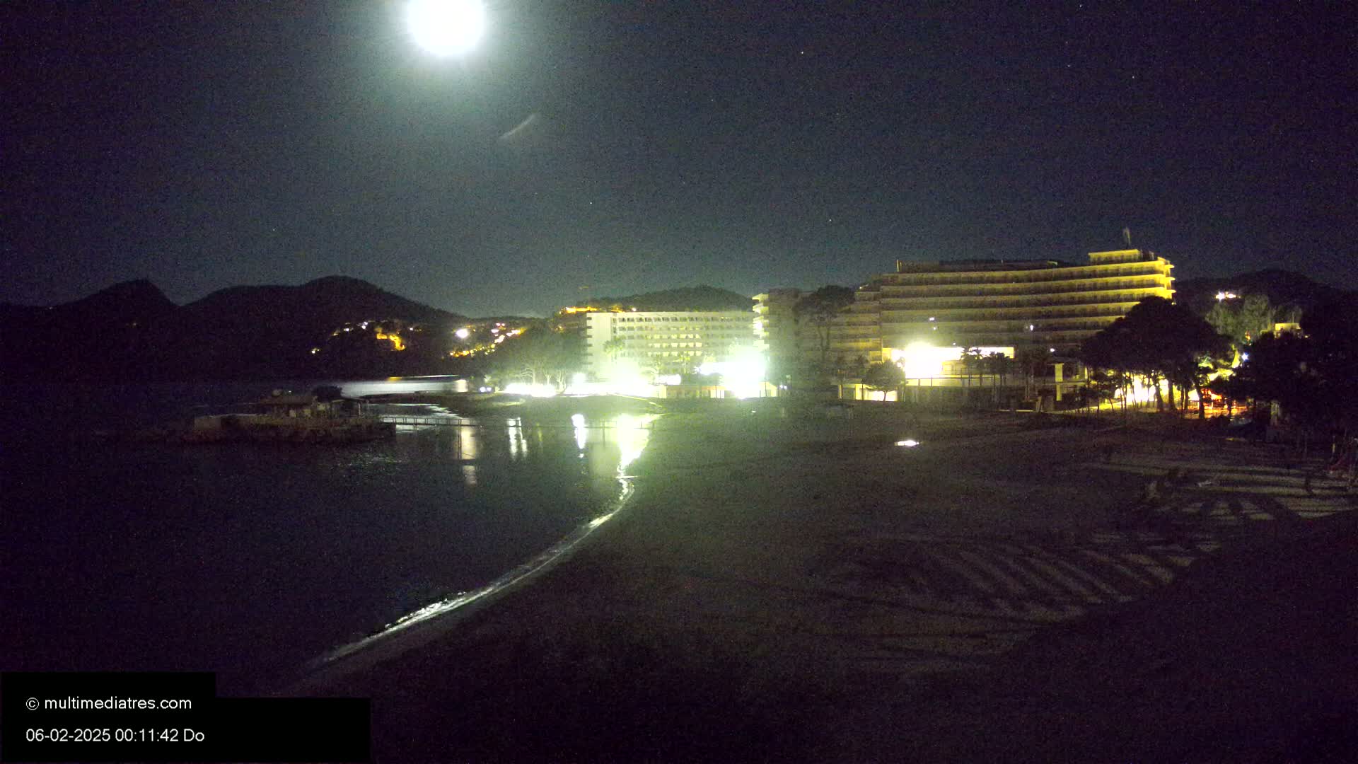 Mallorca, Camp de Mar Beach  Live Cam - Balearic Islands, Spain