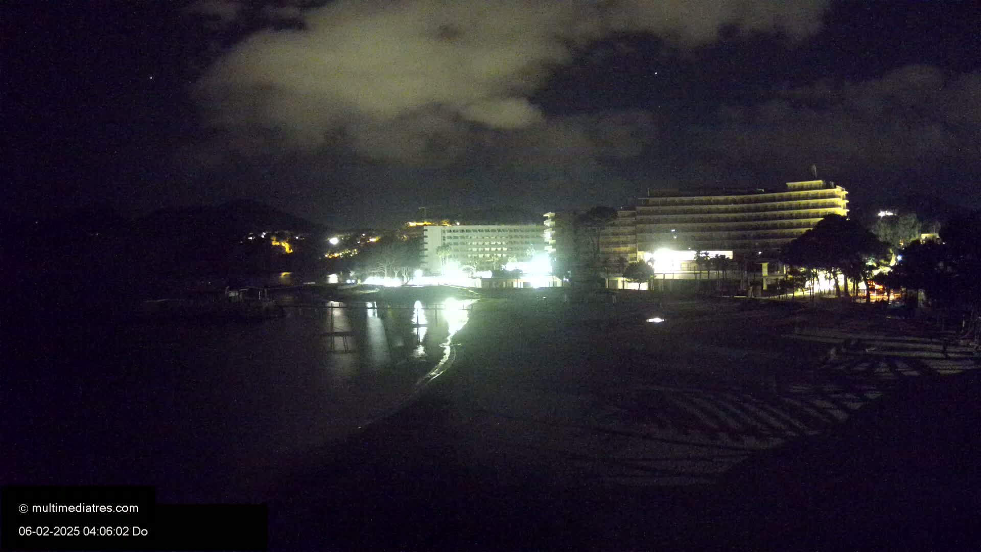 Mallorca, Camp de Mar Beach  Live Cam - Balearic Islands, Spain