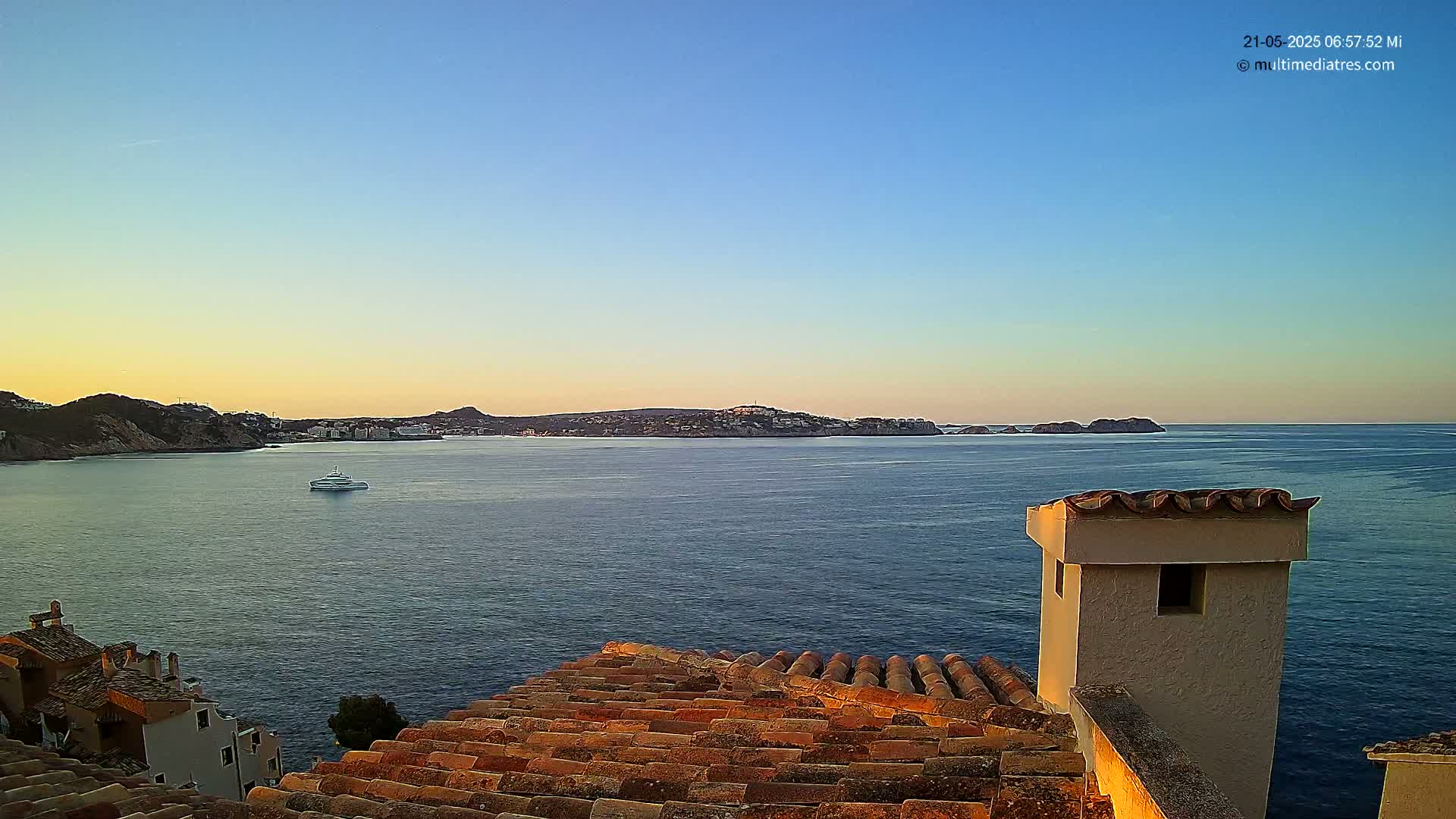 Mallorca, Camp de Mar Beach  Live Cam - Balearic Islands, Spain