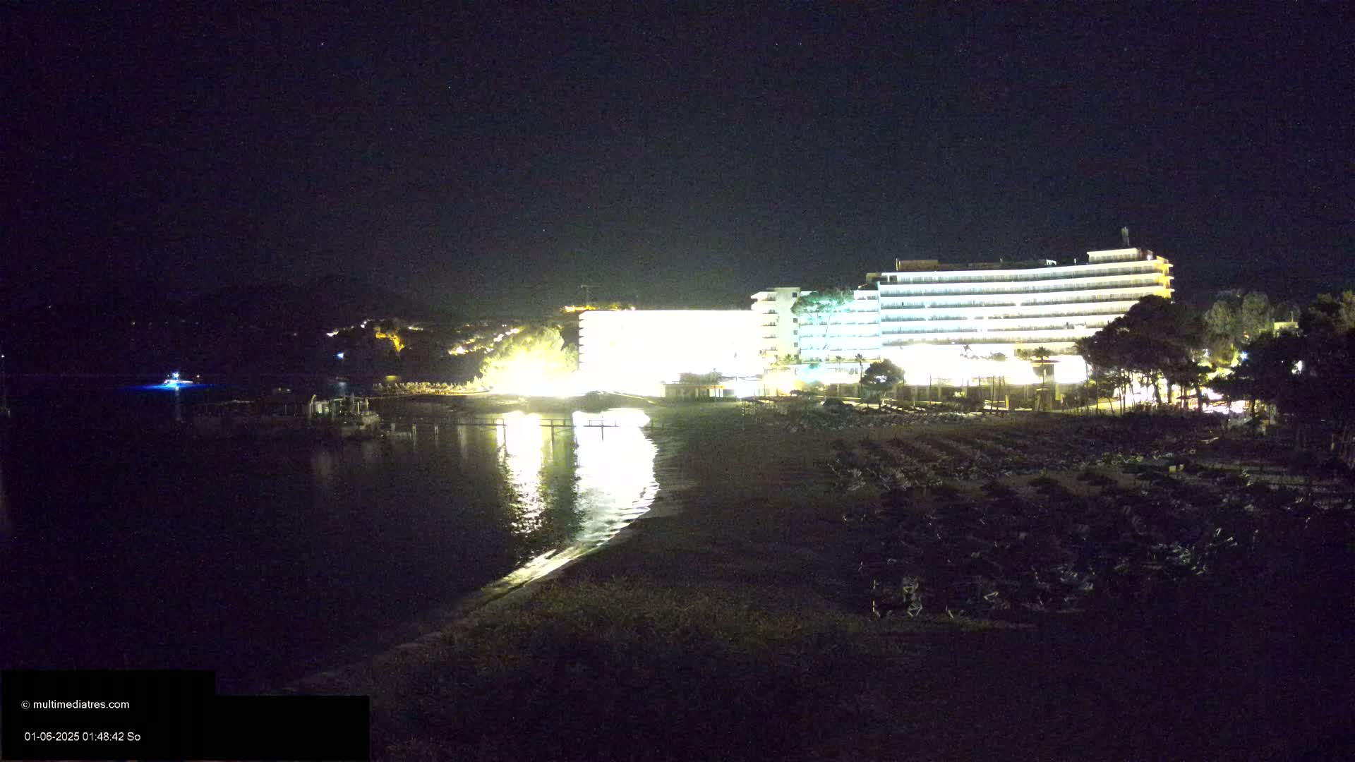 Mallorca, Camp de Mar Beach  Live Cam - Balearic Islands, Spain