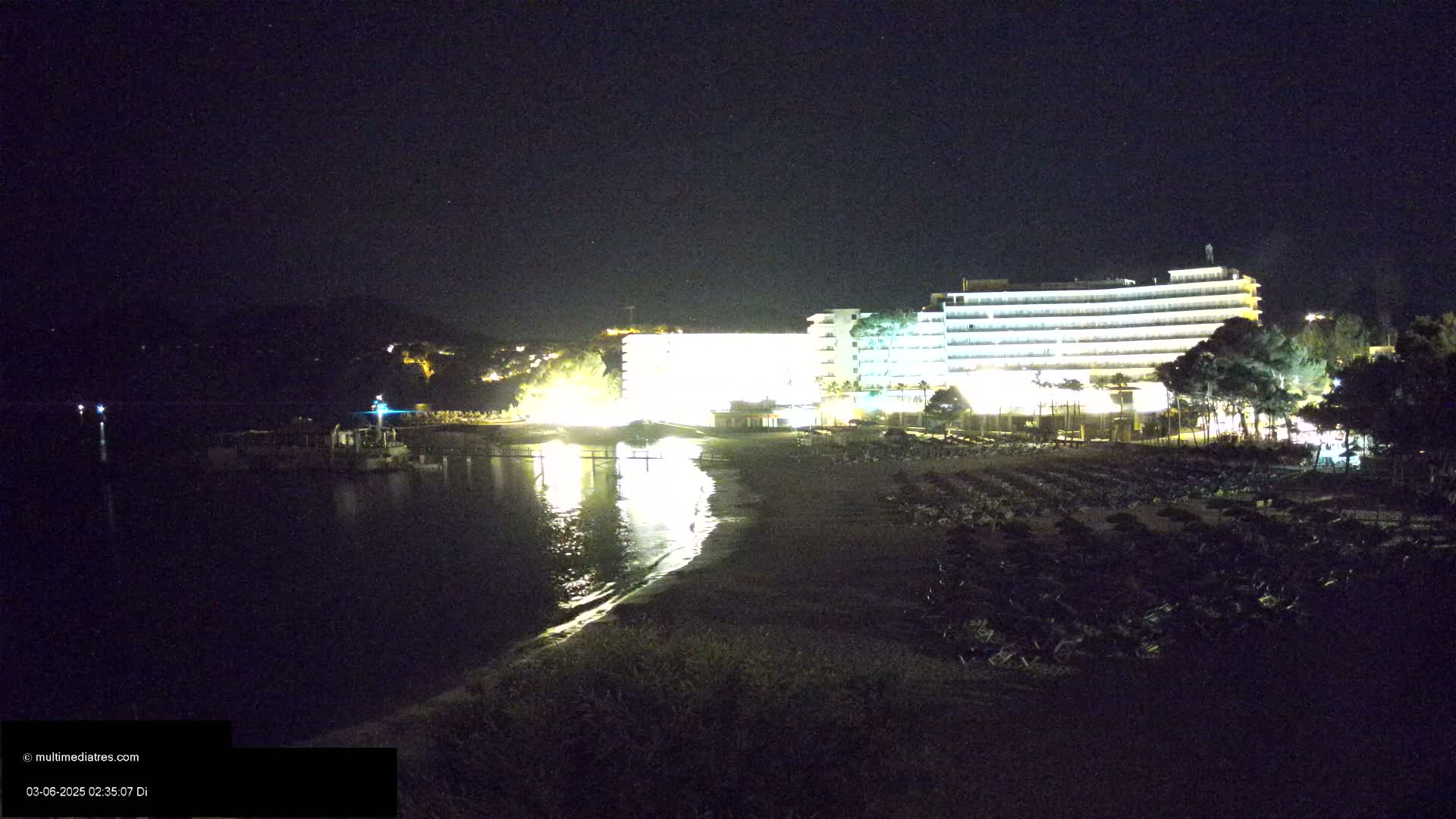 Mallorca, Camp de Mar Beach  Live Cam - Balearic Islands, Spain