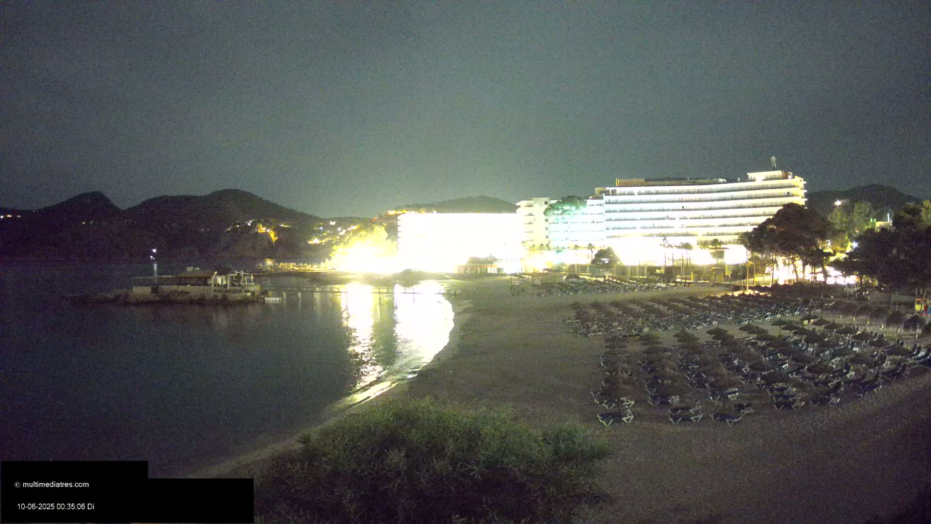 Mallorca, Camp de Mar Beach  Live Cam - Balearic Islands, Spain