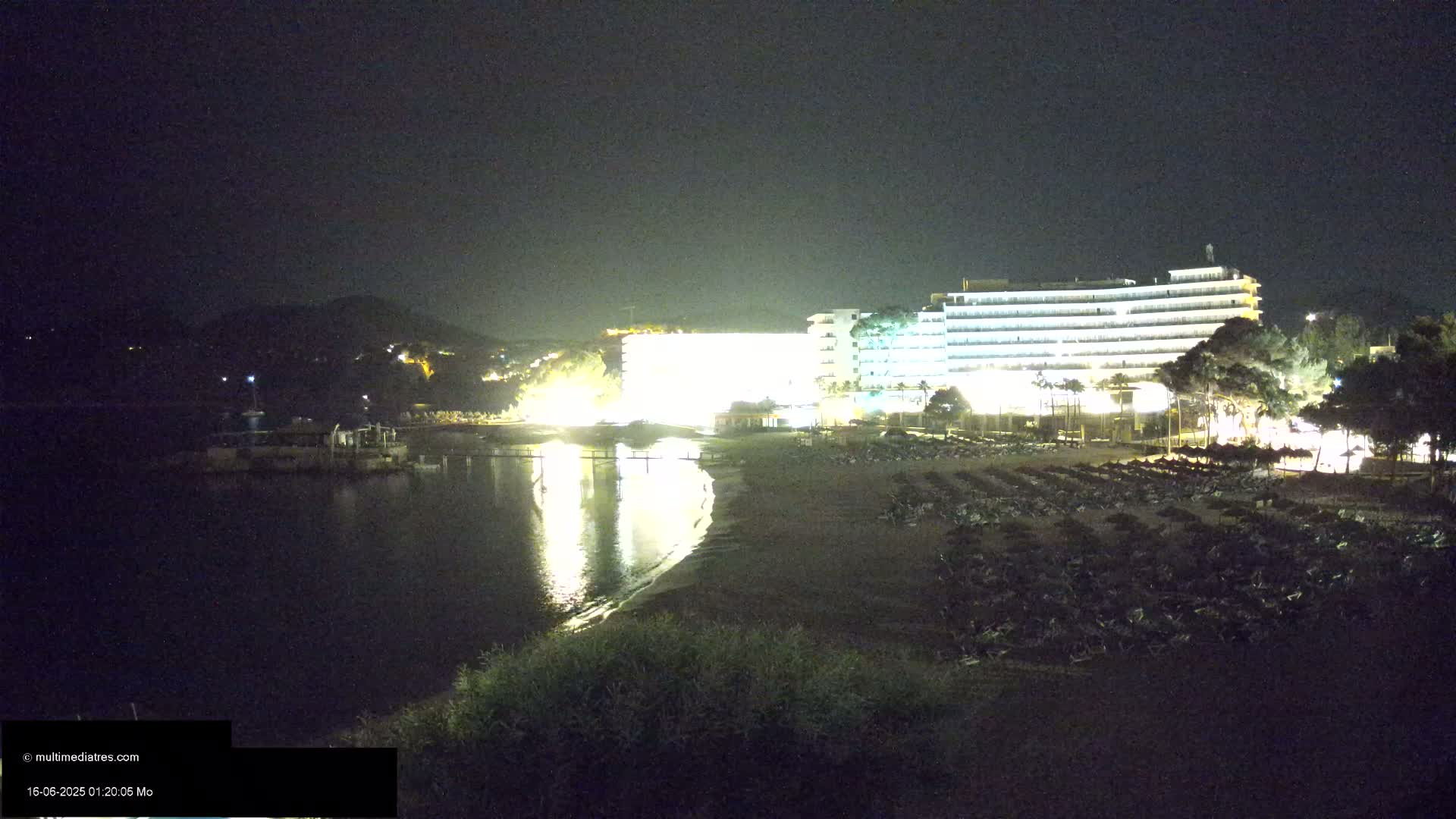 Mallorca, Camp de Mar Beach  Live Cam - Balearic Islands, Spain