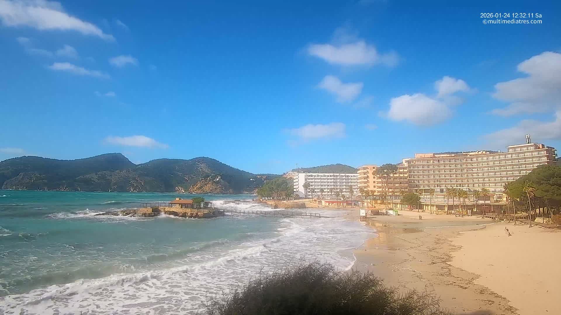 Mallorca, Camp de Mar Beach  Live Cam - Balearic Islands, Spain