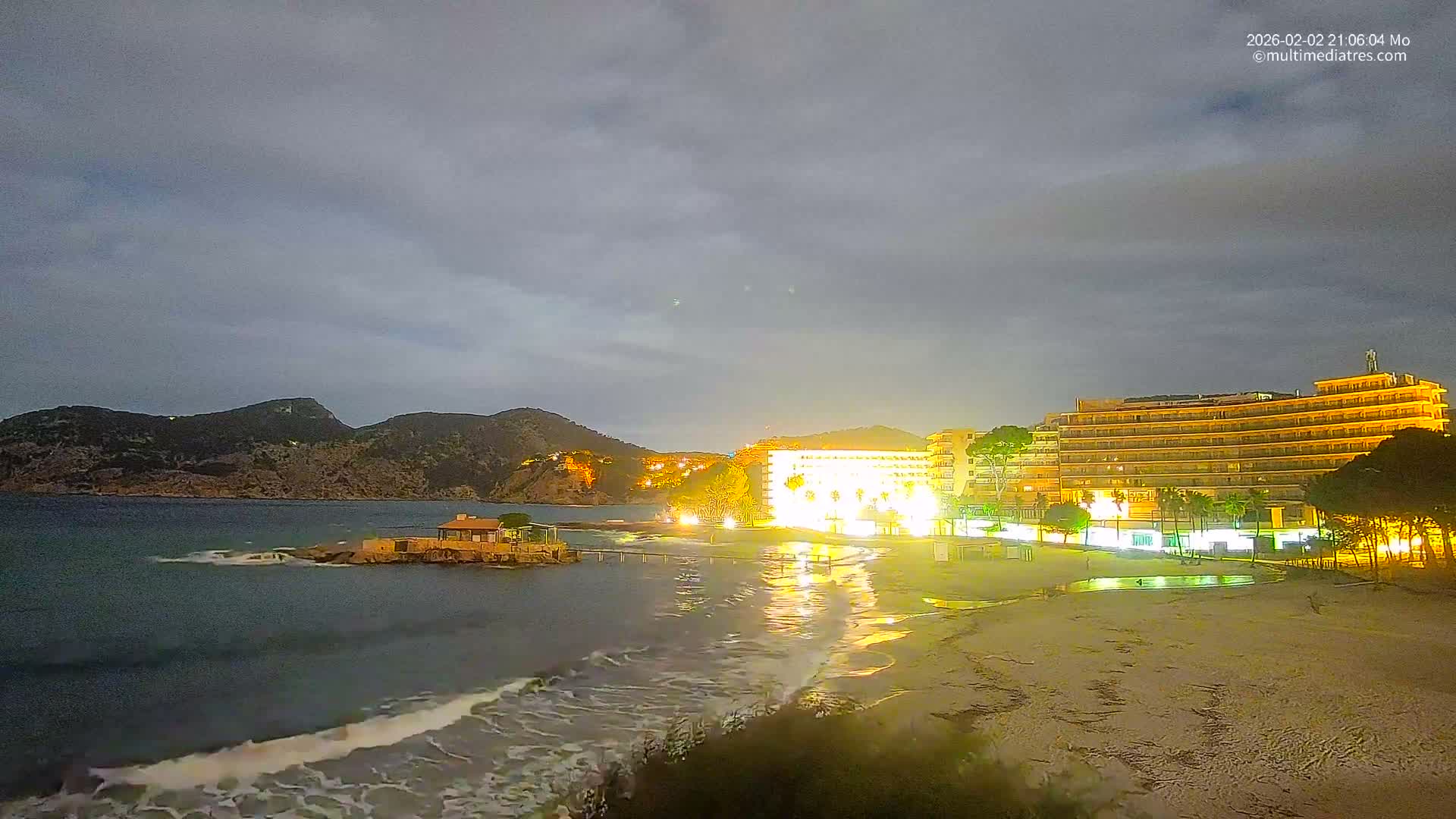 Mallorca, Camp de Mar Beach  Live Cam - Balearic Islands, Spain