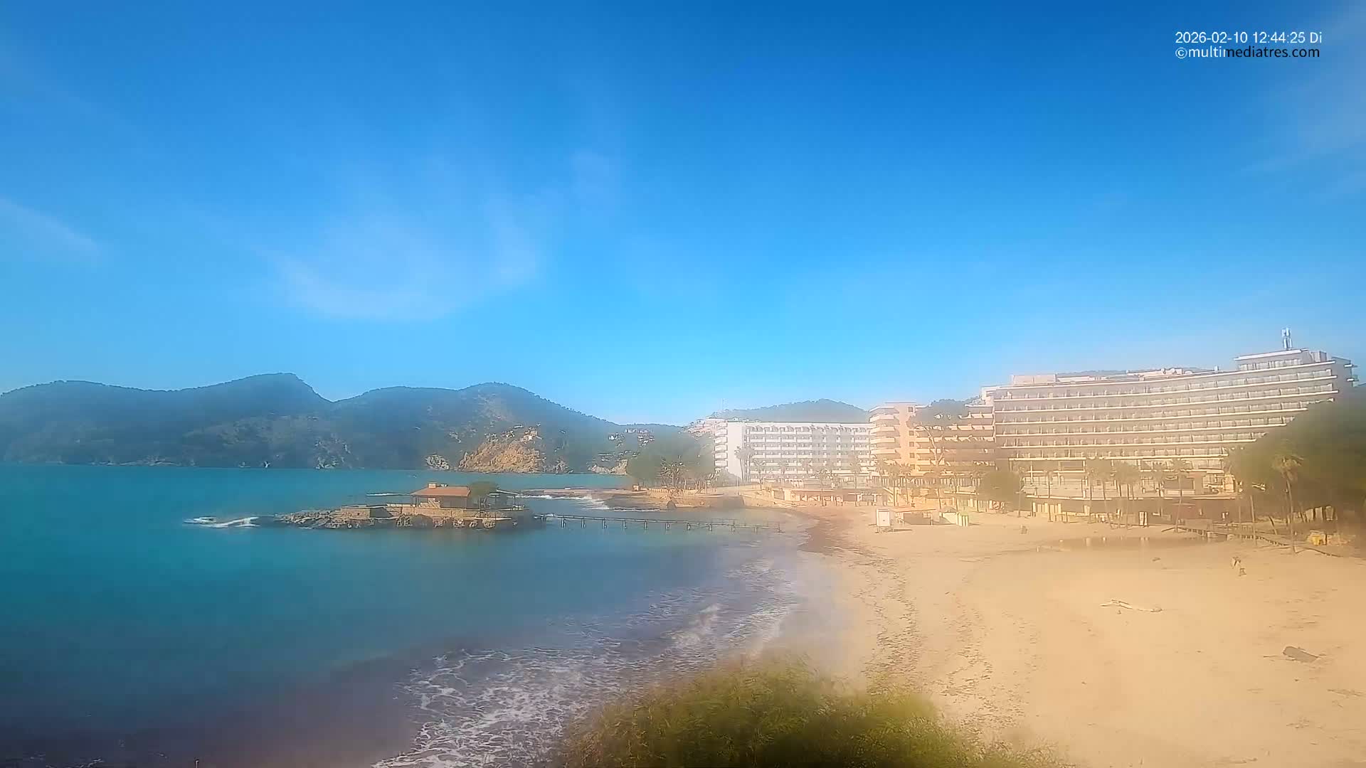 Mallorca, Camp de Mar Beach  Live Cam - Balearic Islands, Spain