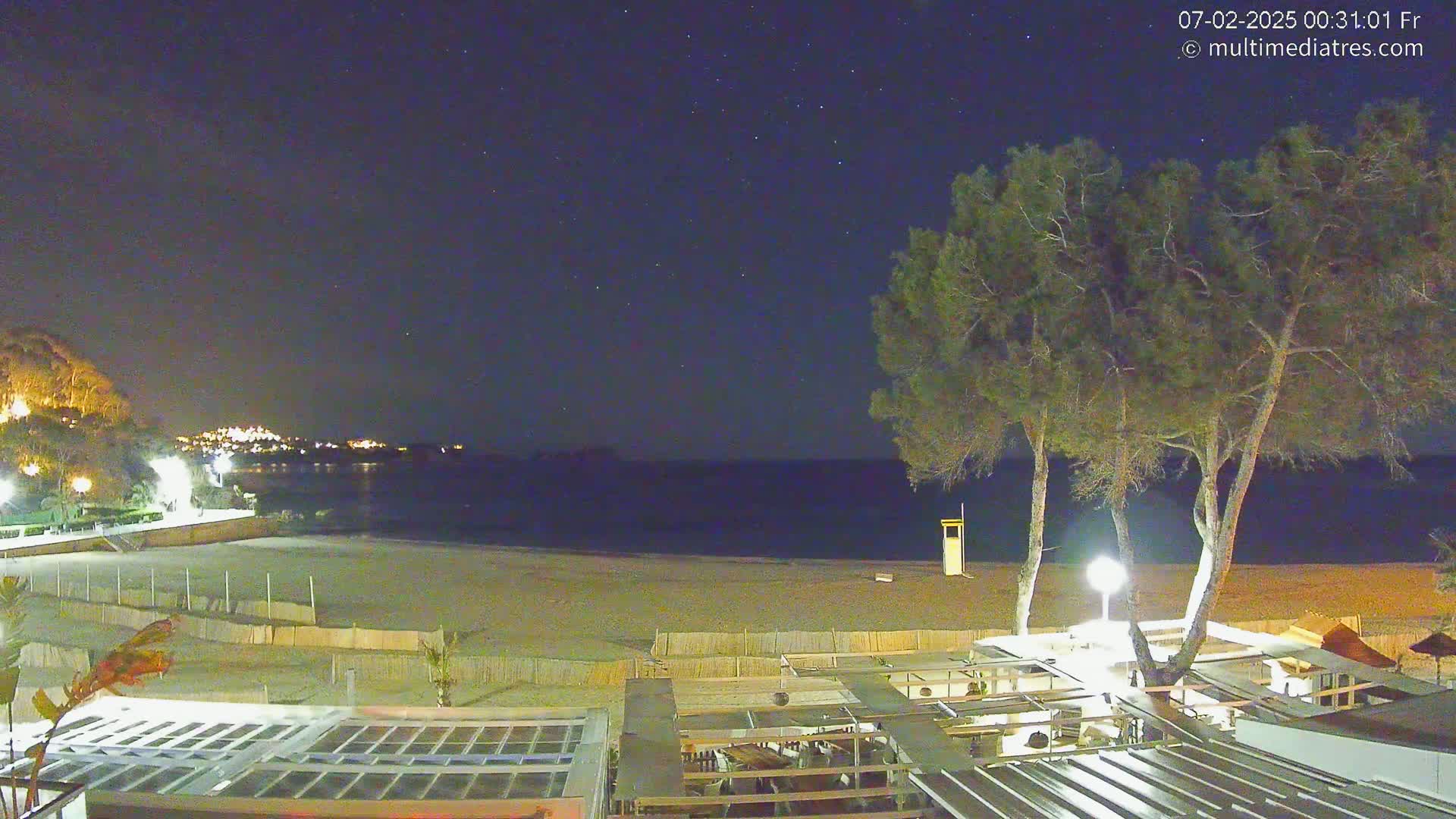 Mallorca, Peguera Beach by Mar y Mar Restaurant Live Cam - Balearic Islands, Spain