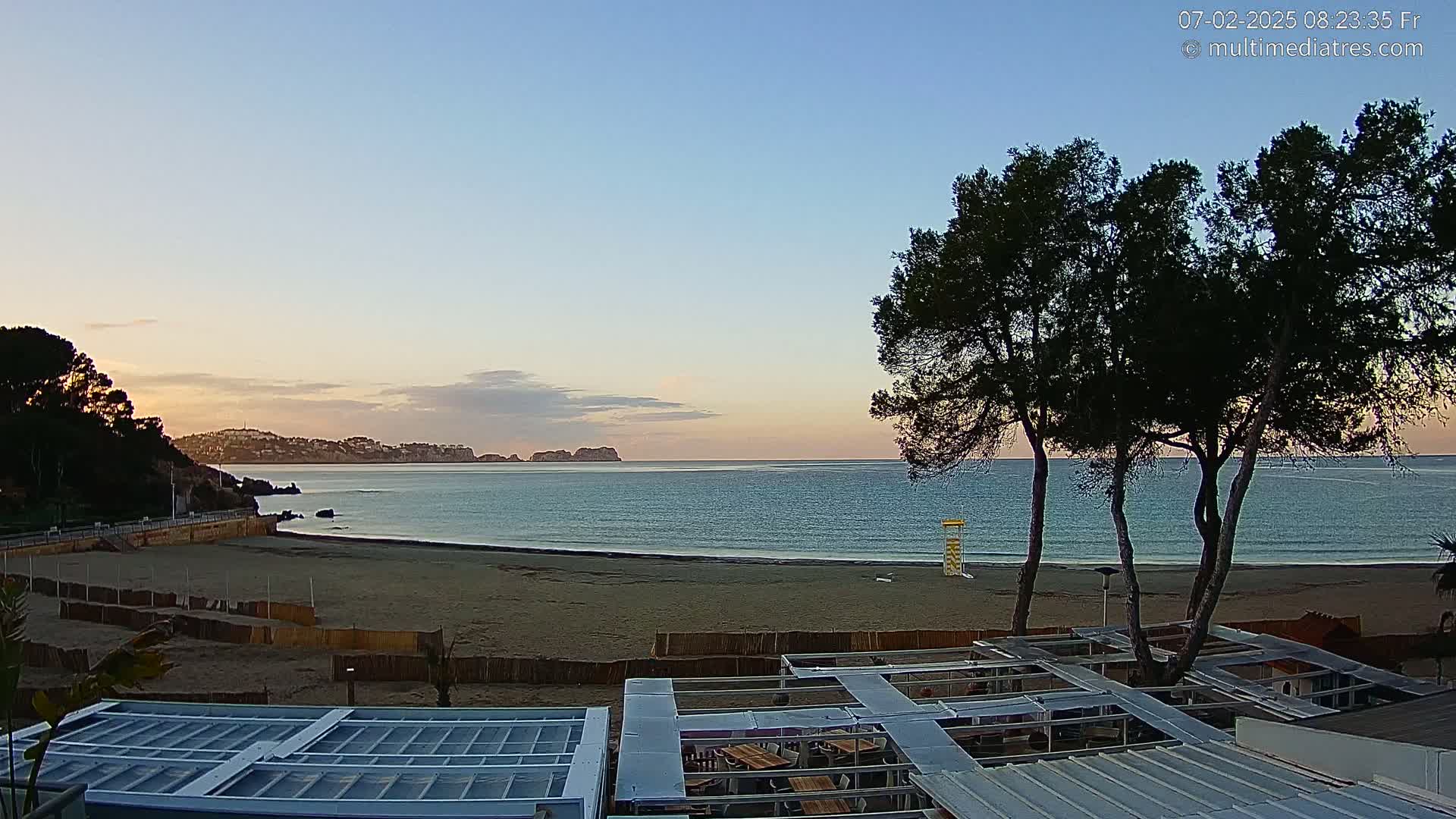 Mallorca, Peguera Beach by Mar y Mar Restaurant Live Cam - Balearic Islands, Spain