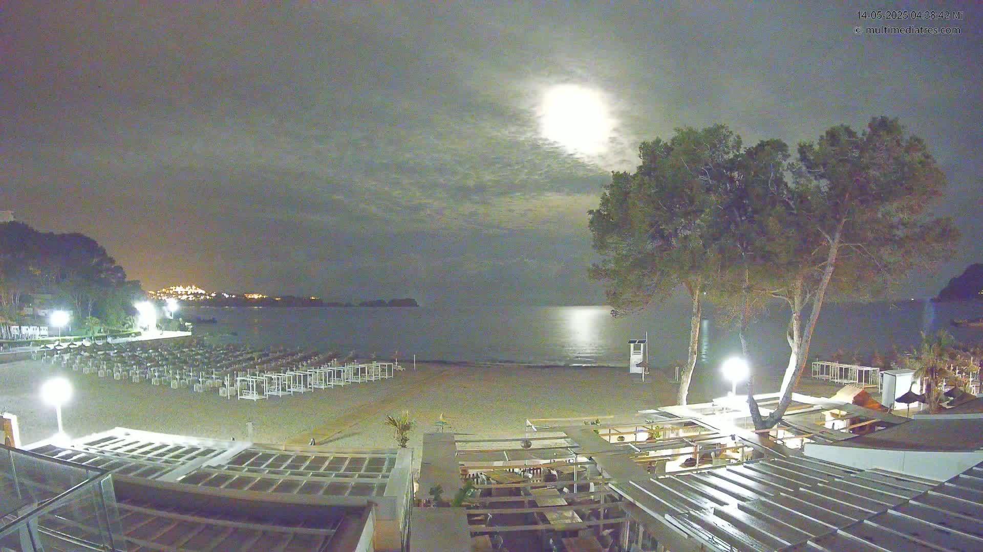 Paguera, Playa Tora Beach from Mar y Mar Restaurant Live Cam - Mallorca, Balearic Islands, Spain