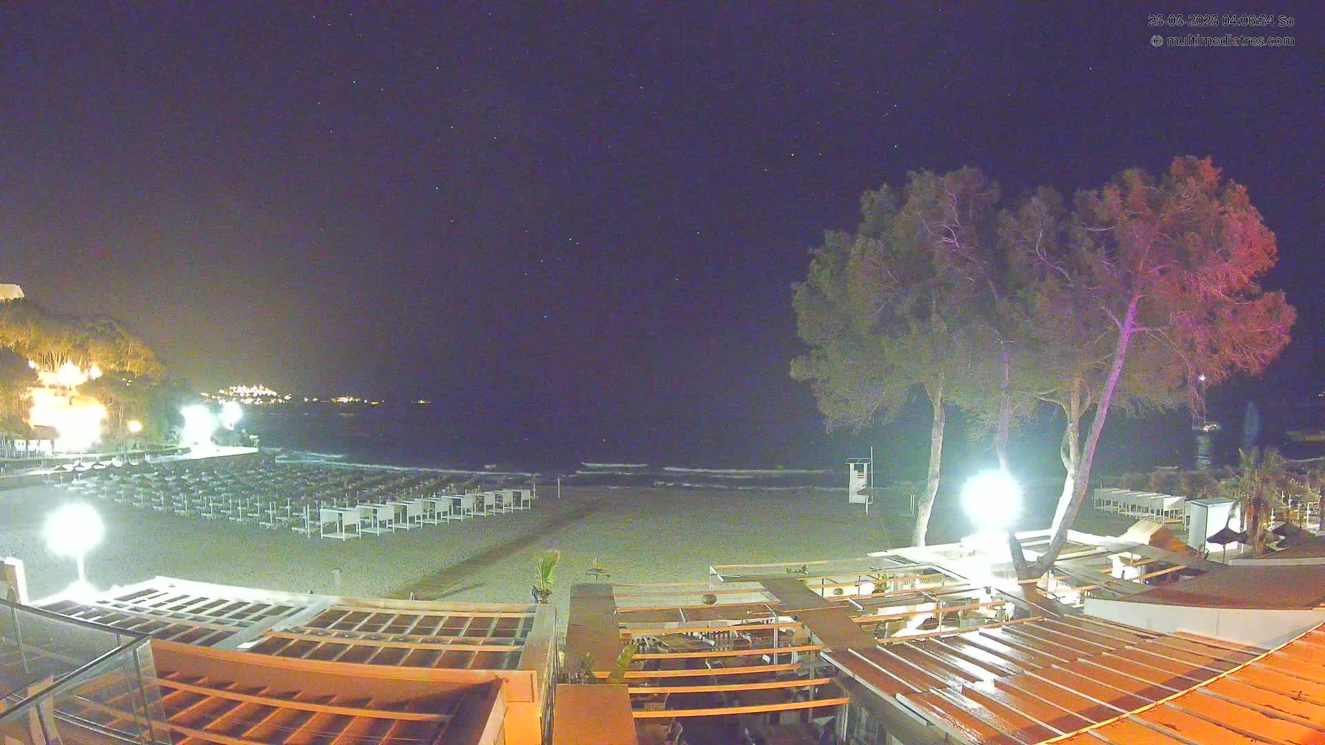 Mallorca, Peguera Beach by Mar y Mar Restaurant Live Cam - Balearic Islands, Spain