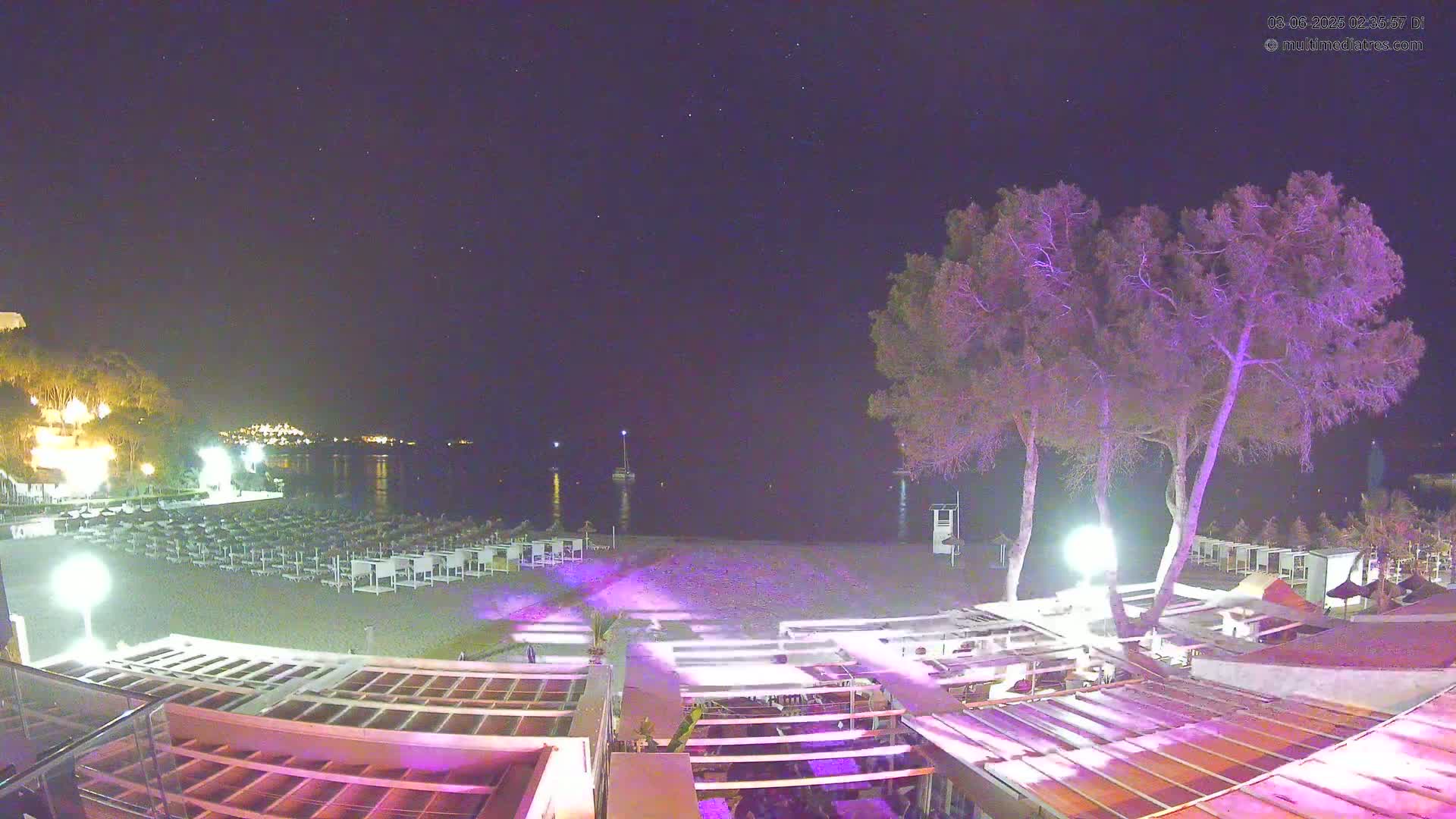 Mallorca, Peguera Beach by Mar y Mar Restaurant Live Cam - Balearic Islands, Spain