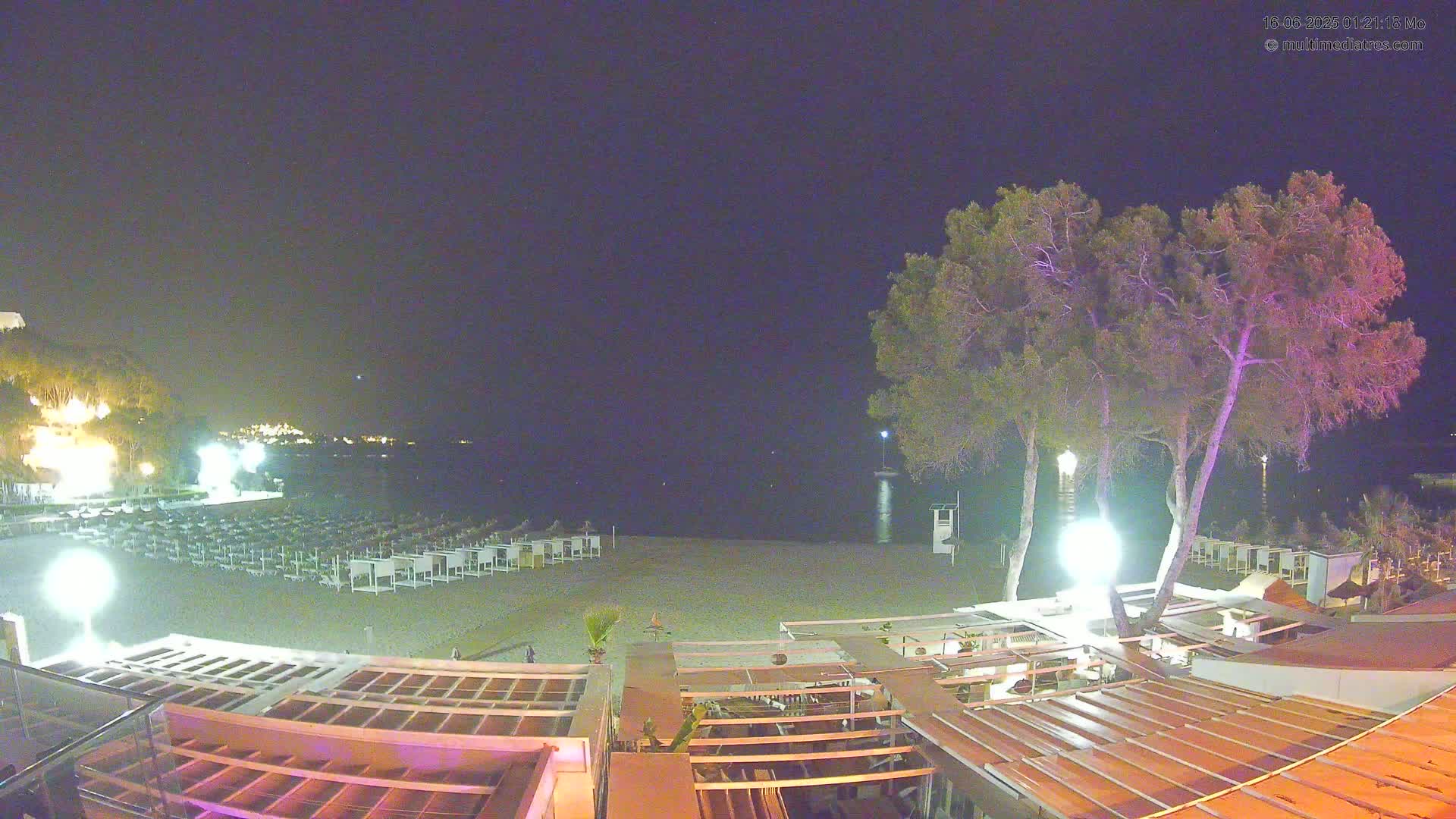 Mallorca, Peguera Beach by Mar y Mar Restaurant Live Cam - Balearic Islands, Spain