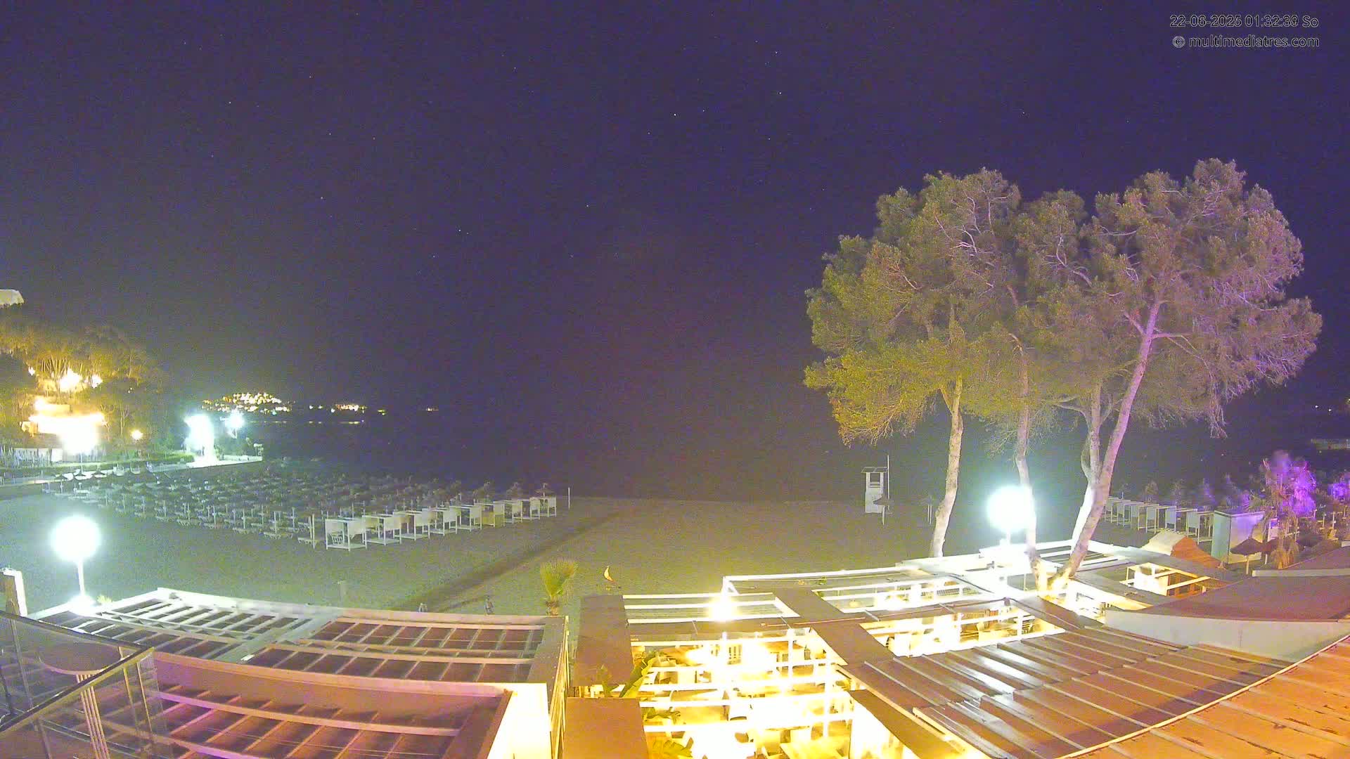 Paguera, Playa Tora Beach from Mar y Mar Restaurant Live Cam - Mallorca, Balearic Islands, Spain