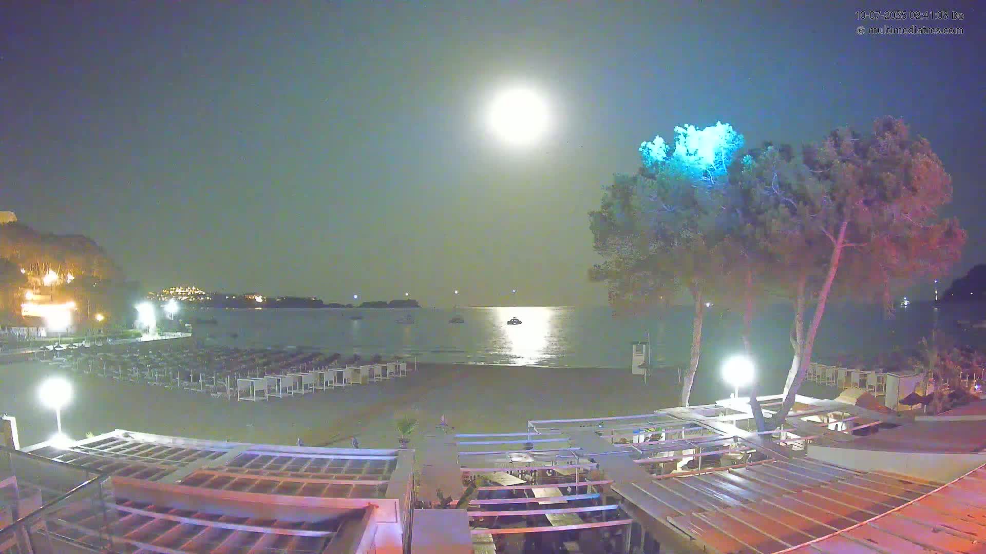 Paguera, Playa Tora Beach from Mar y Mar Restaurant Live Cam - Mallorca, Balearic Islands, Spain