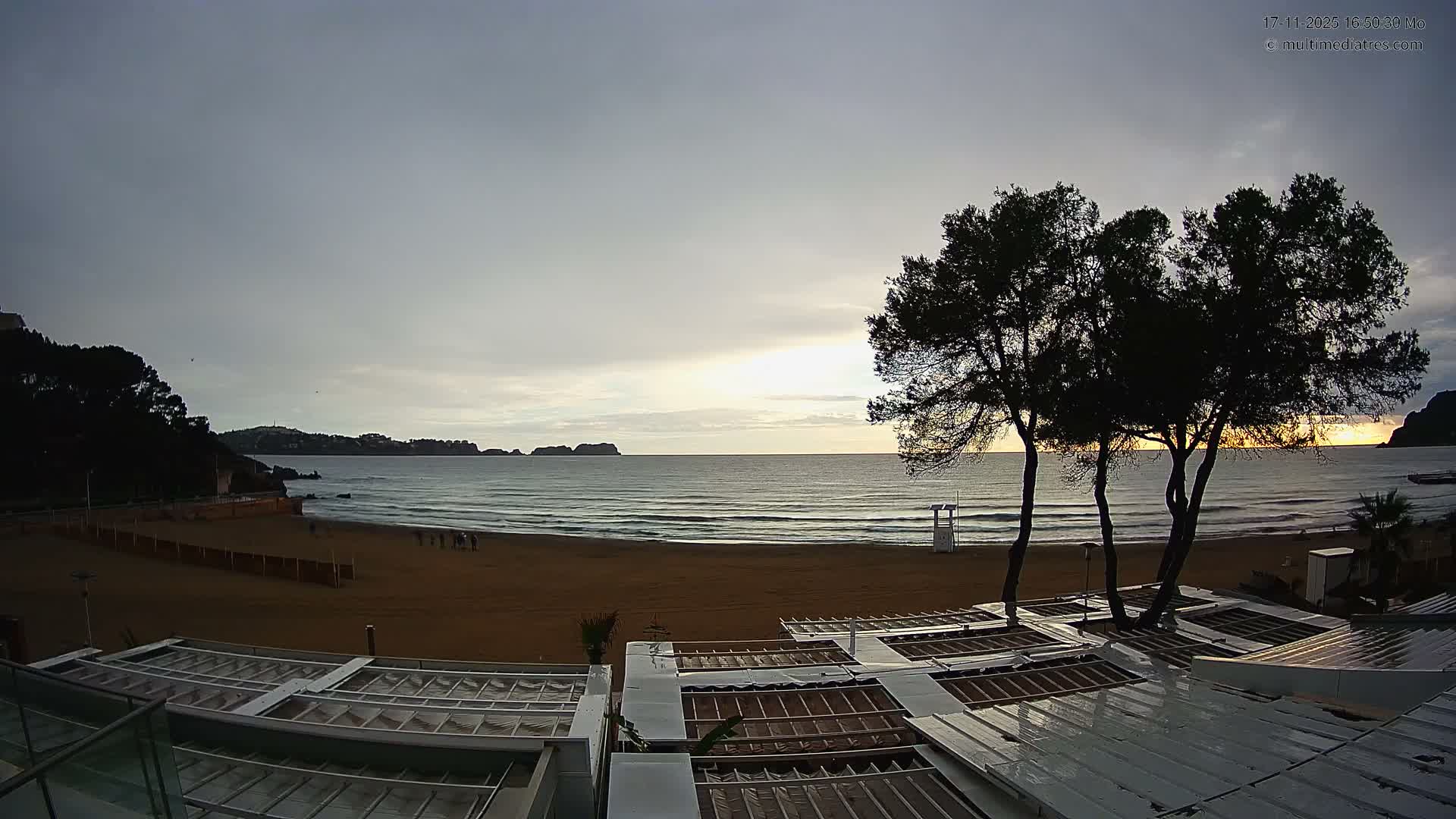 Paguera, Playa Tora Beach from Mar y Mar Restaurant Live Cam - Mallorca, Balearic Islands, Spain