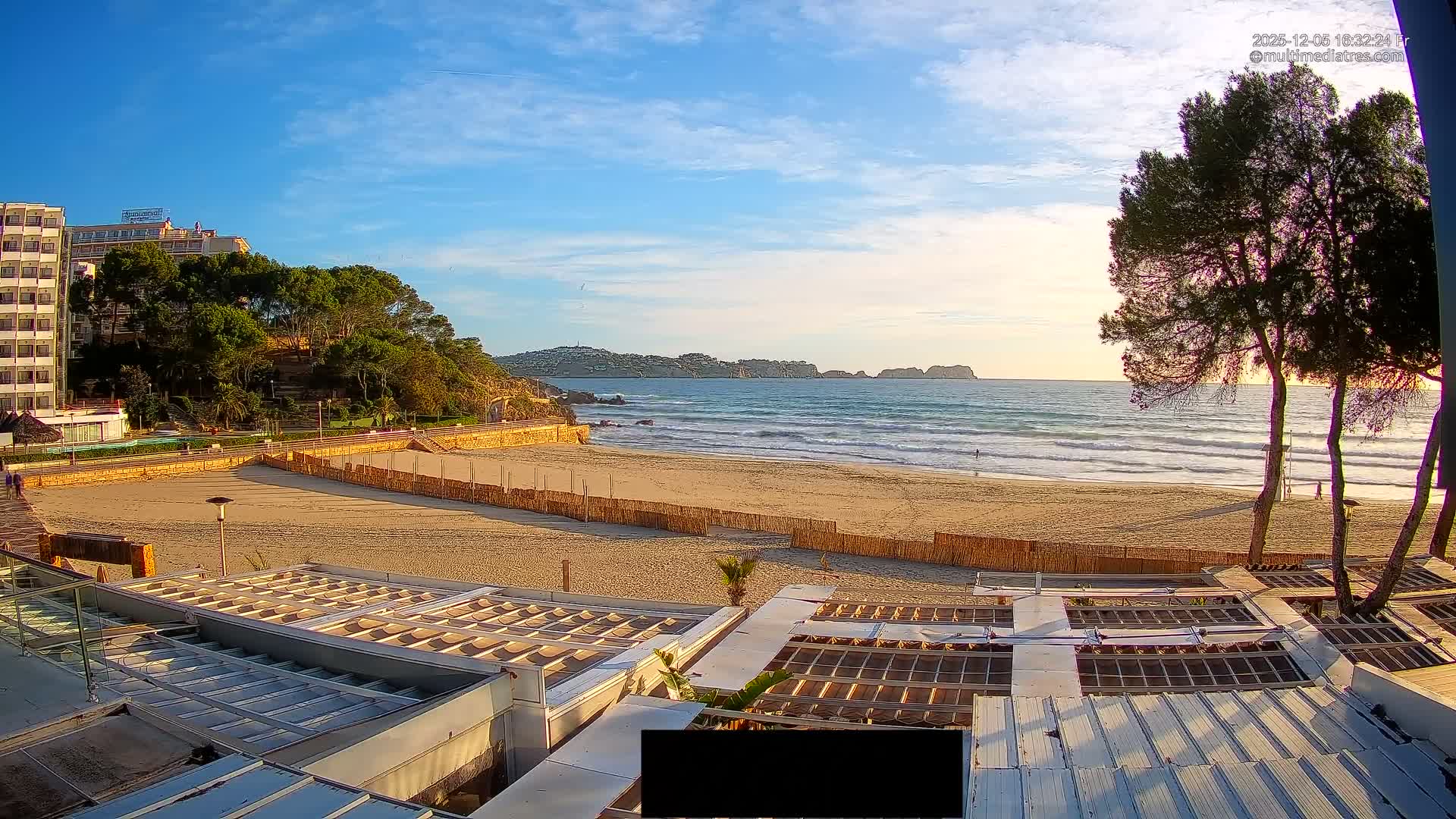 Paguera, Playa Tora Beach from Mar y Mar Restaurant Live Cam - Mallorca, Balearic Islands, Spain