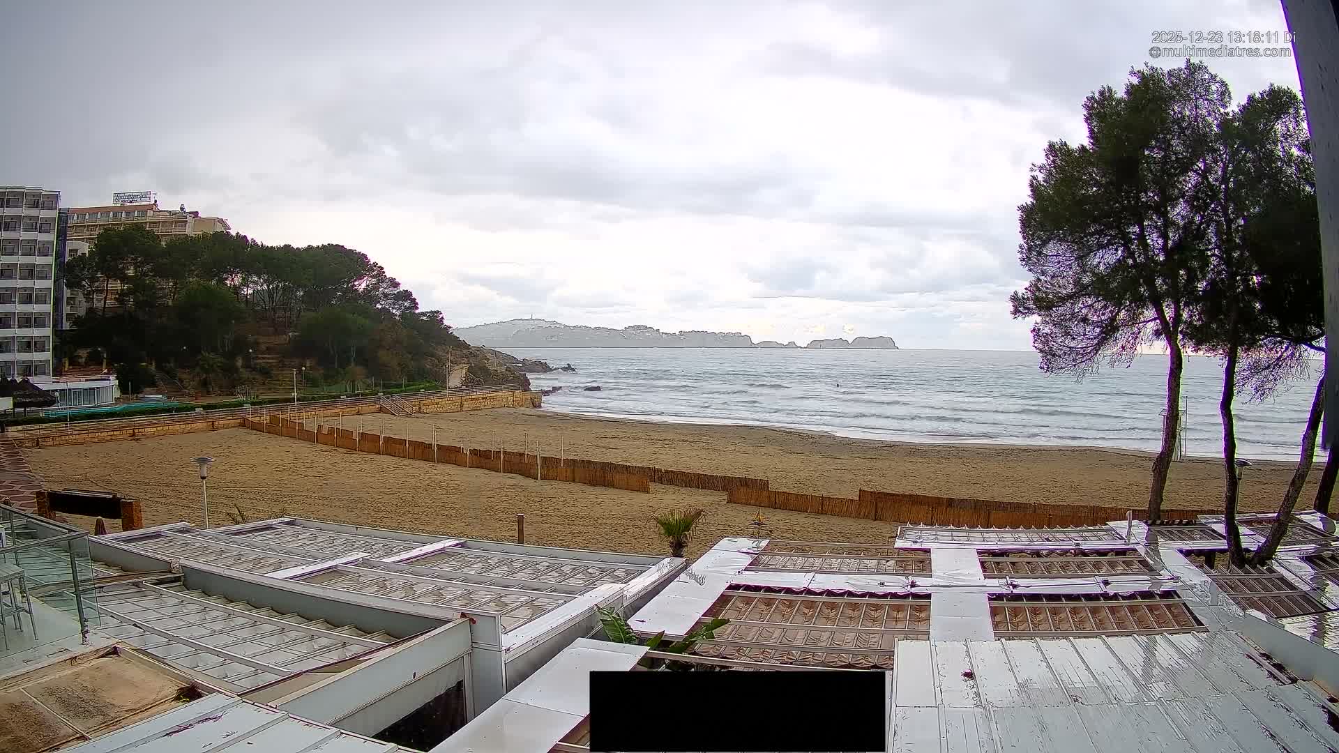 Paguera, Playa Tora Beach from Mar y Mar Restaurant Live Cam - Mallorca, Balearic Islands, Spain