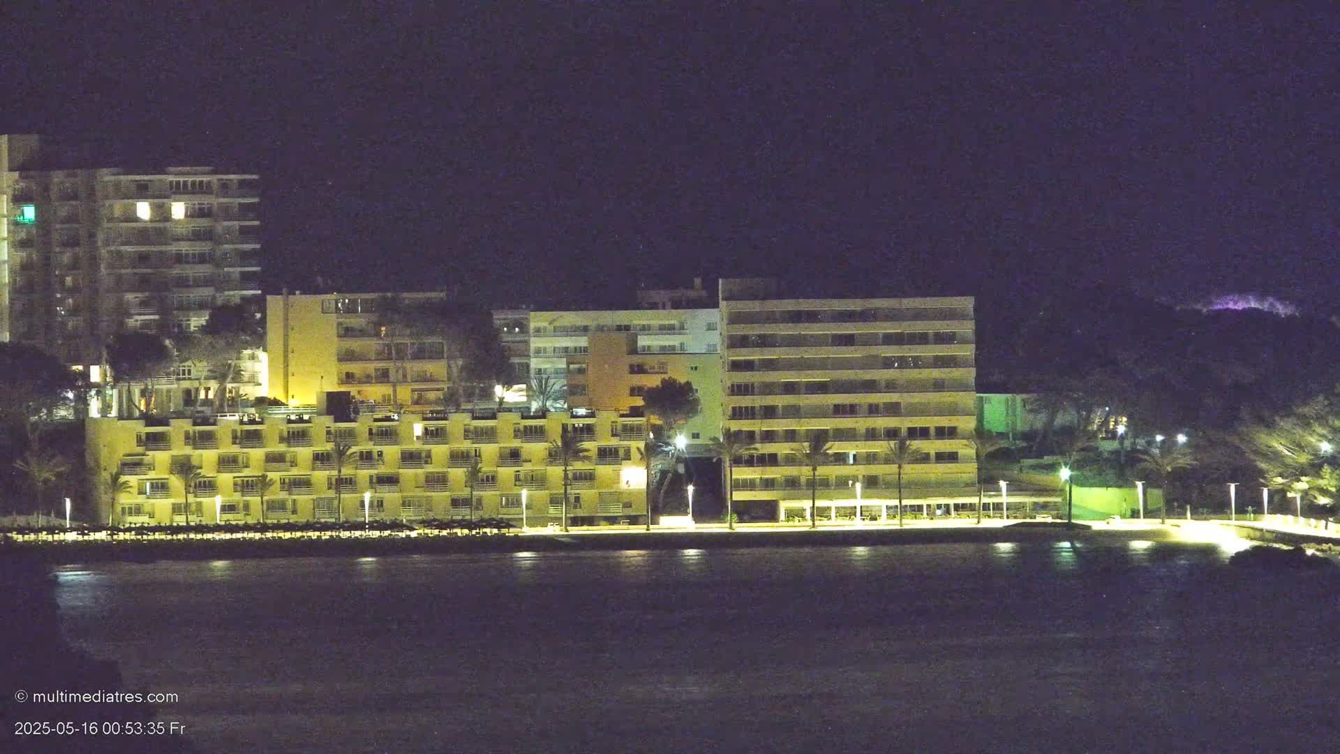 Paguera, Cala Fornells PTZ Live Cam - Mallorca, Balearic Islands, Spain