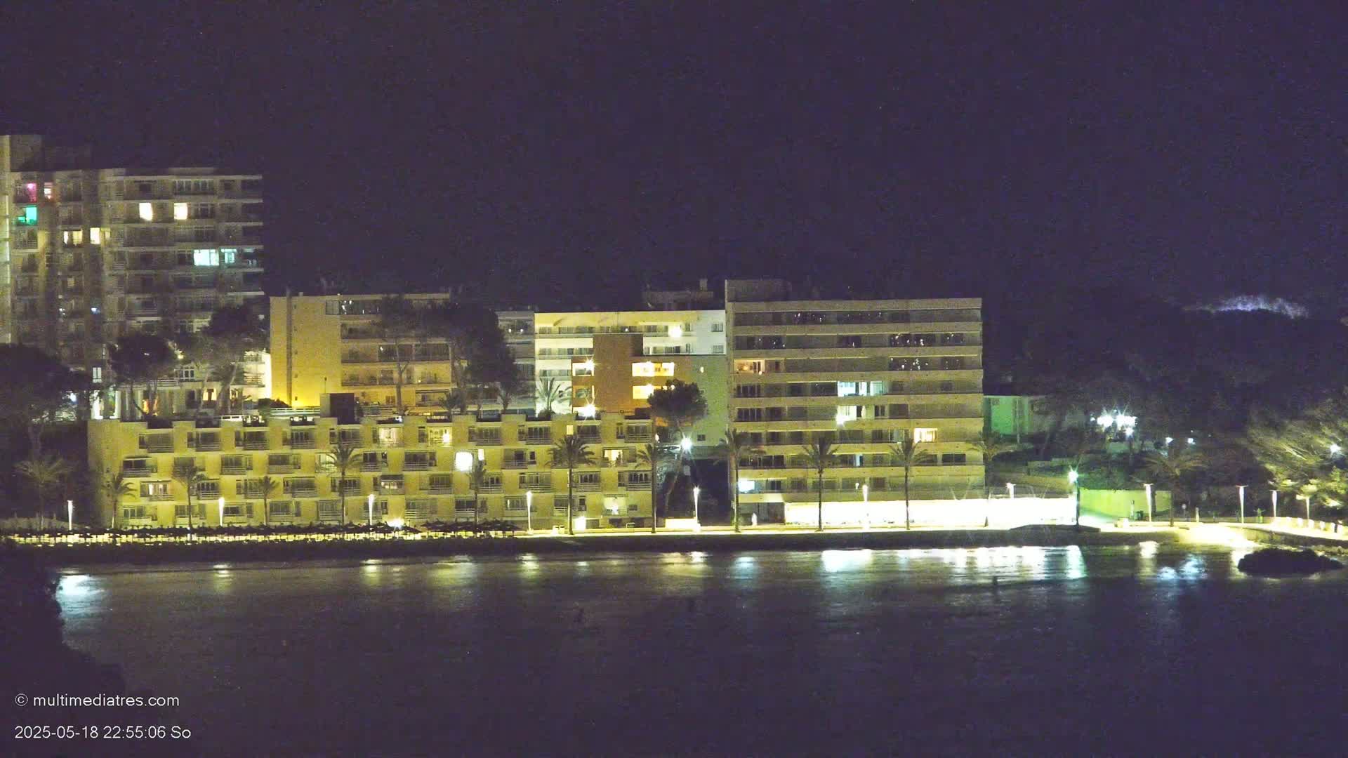 Paguera, Cala Fornells PTZ Live Cam - Mallorca, Balearic Islands, Spain