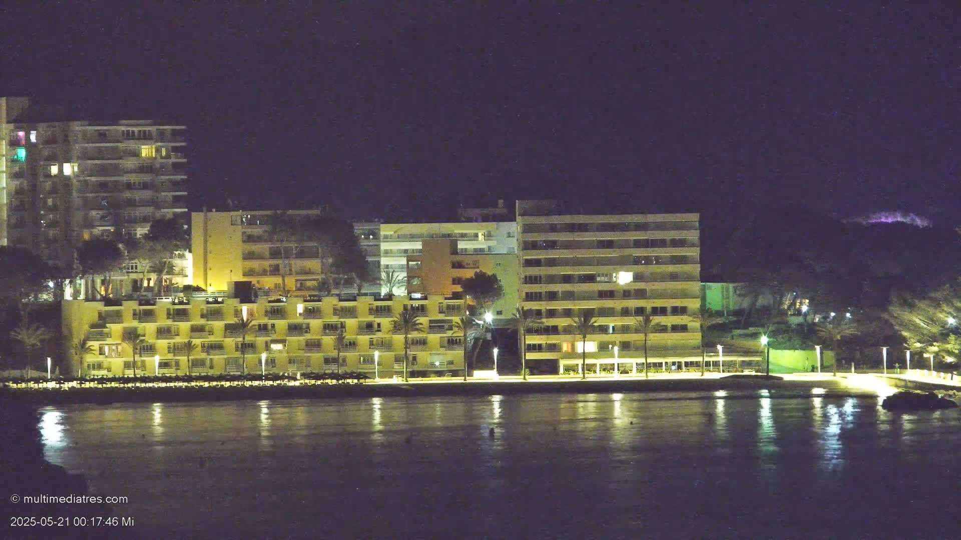 Paguera, Cala Fornells PTZ Live Cam - Mallorca, Balearic Islands, Spain
