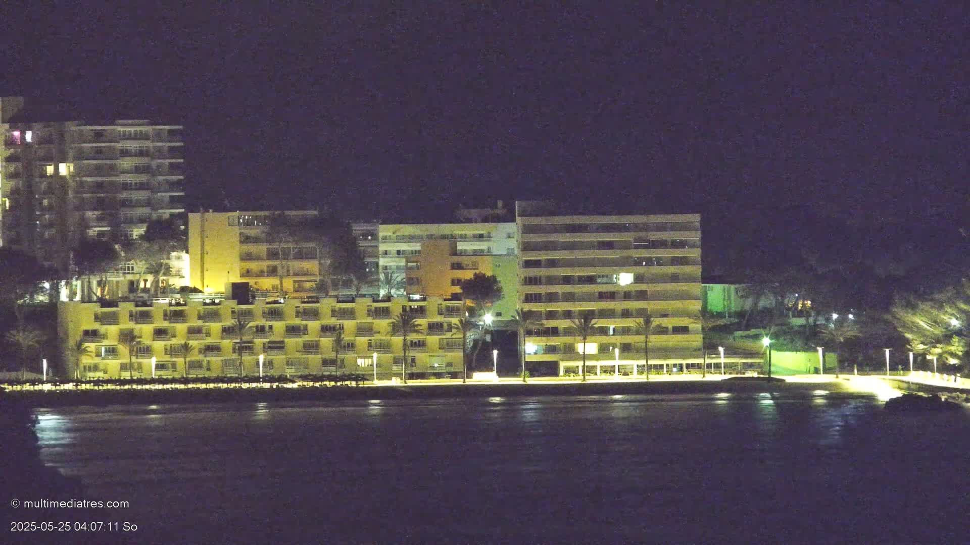 Paguera, Cala Fornells PTZ Live Cam - Mallorca, Balearic Islands, Spain