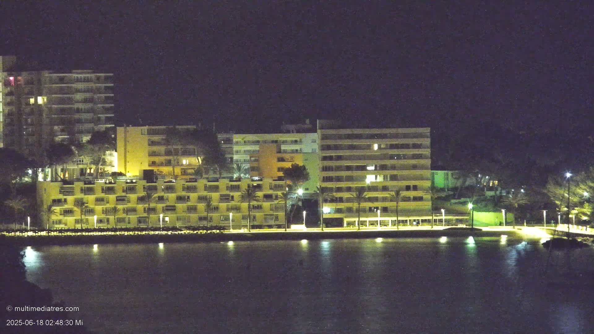 Paguera, Cala Fornells PTZ Live Cam - Mallorca, Balearic Islands, Spain