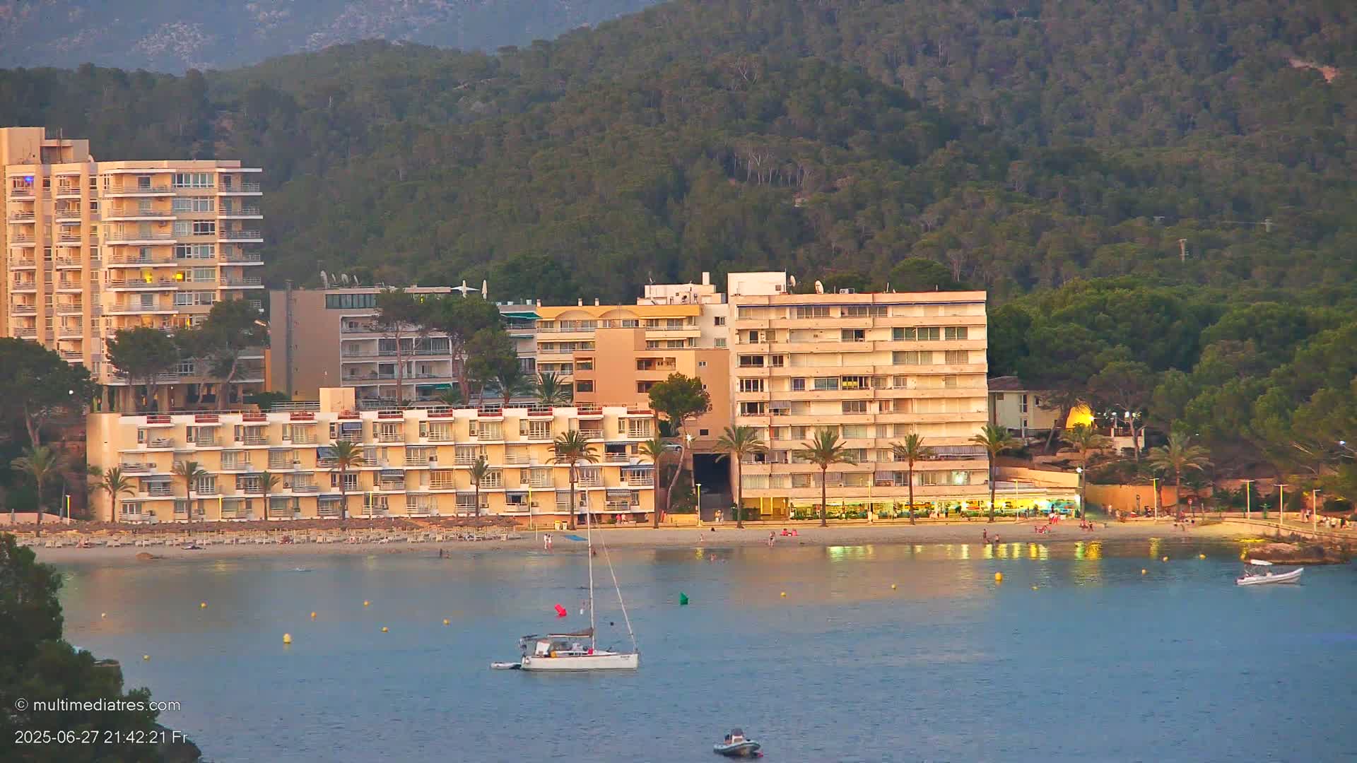 Paguera, Cala Fornells PTZ Live Cam - Mallorca, Balearic Islands, Spain
