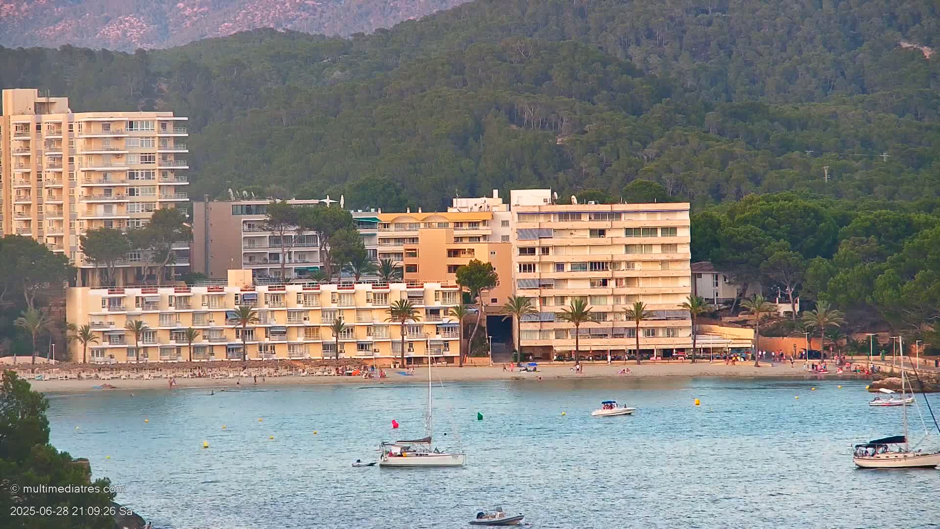 Paguera, Cala Fornells PTZ Live Cam - Mallorca, Balearic Islands, Spain