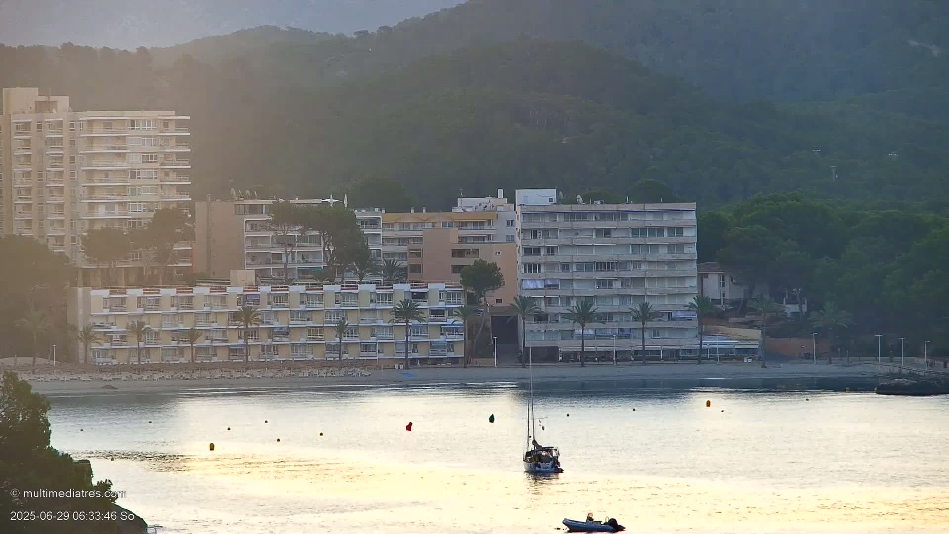 Paguera, Cala Fornells PTZ Live Cam - Mallorca, Balearic Islands, Spain