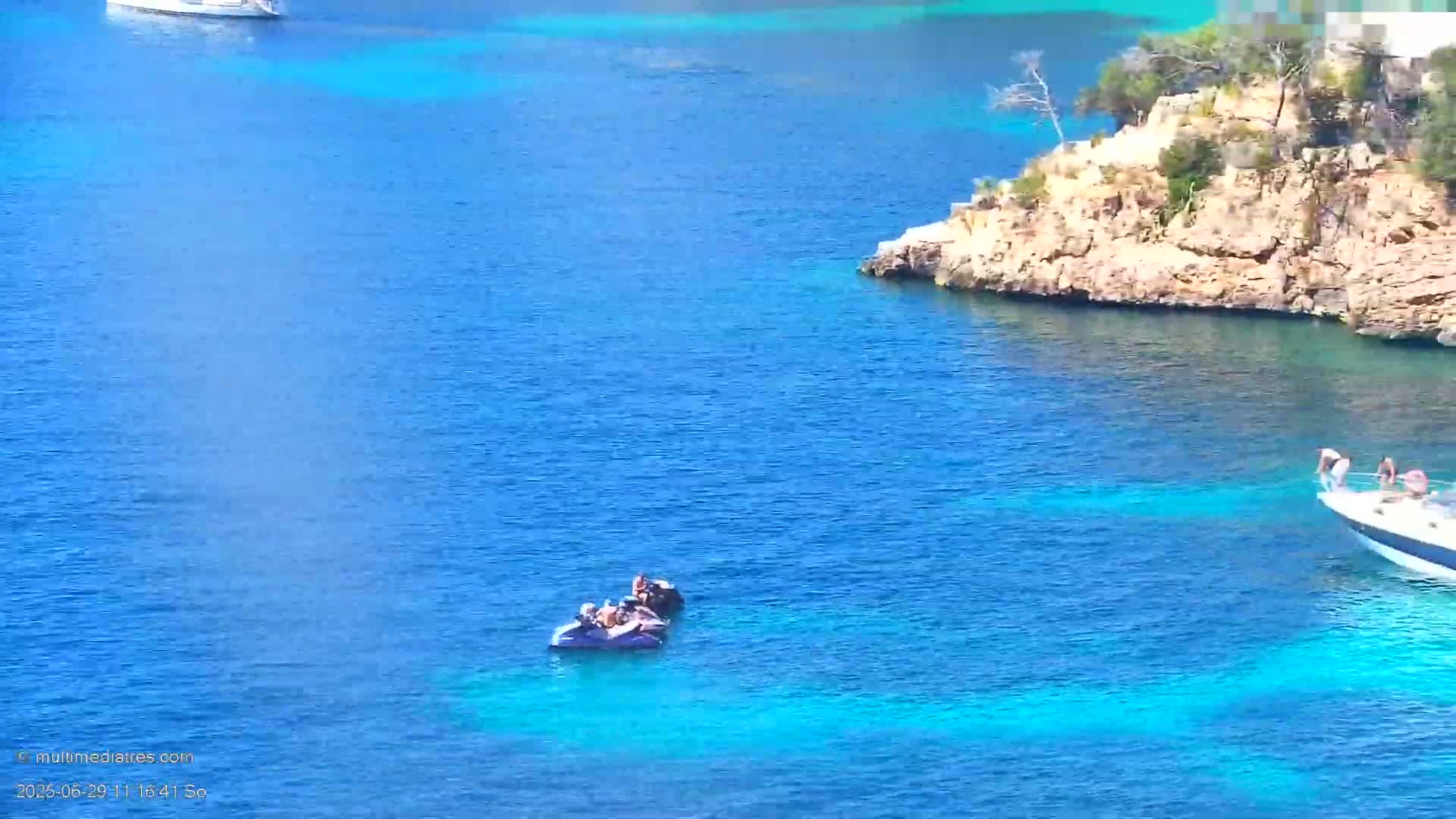 Paguera, Cala Fornells PTZ Live Cam - Mallorca, Balearic Islands, Spain