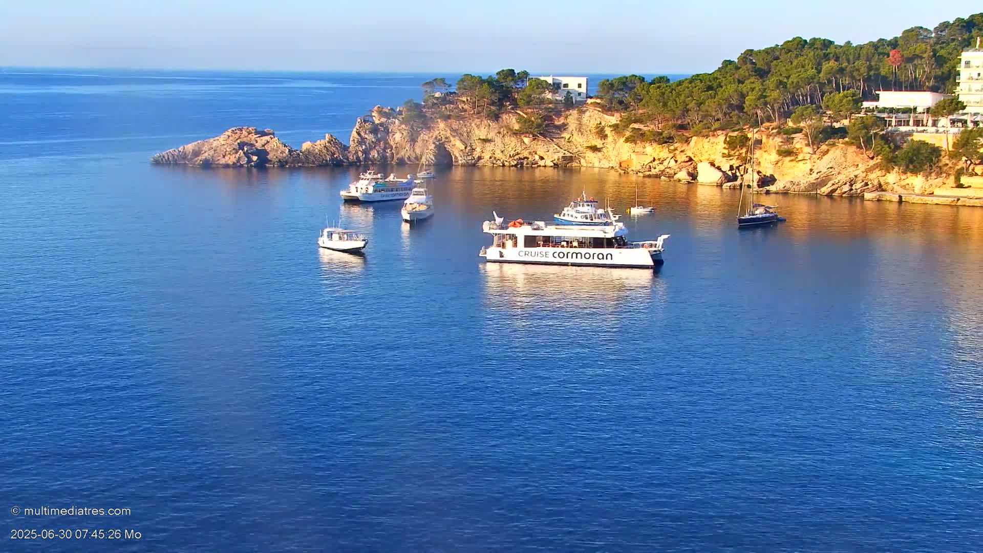 Paguera, Cala Fornells PTZ Live Cam - Mallorca, Balearic Islands, Spain