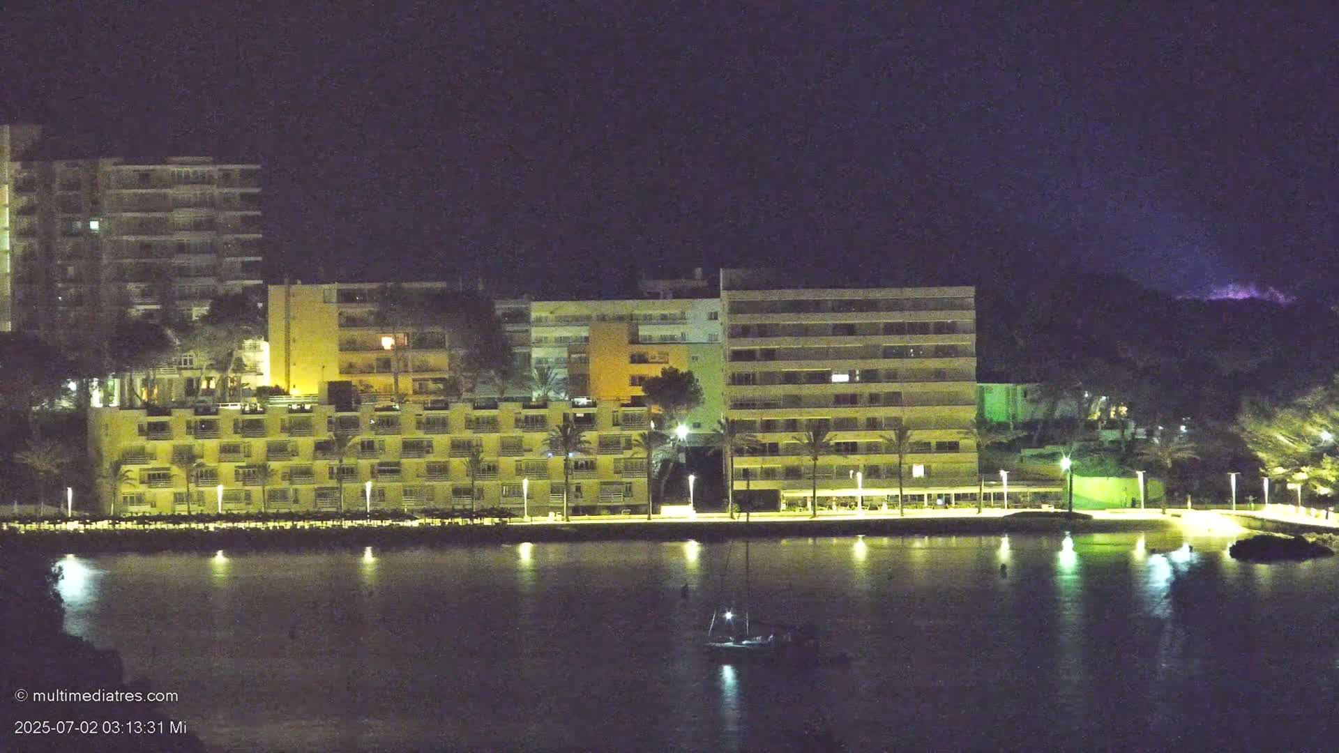Paguera, Cala Fornells PTZ Live Cam - Mallorca, Balearic Islands, Spain