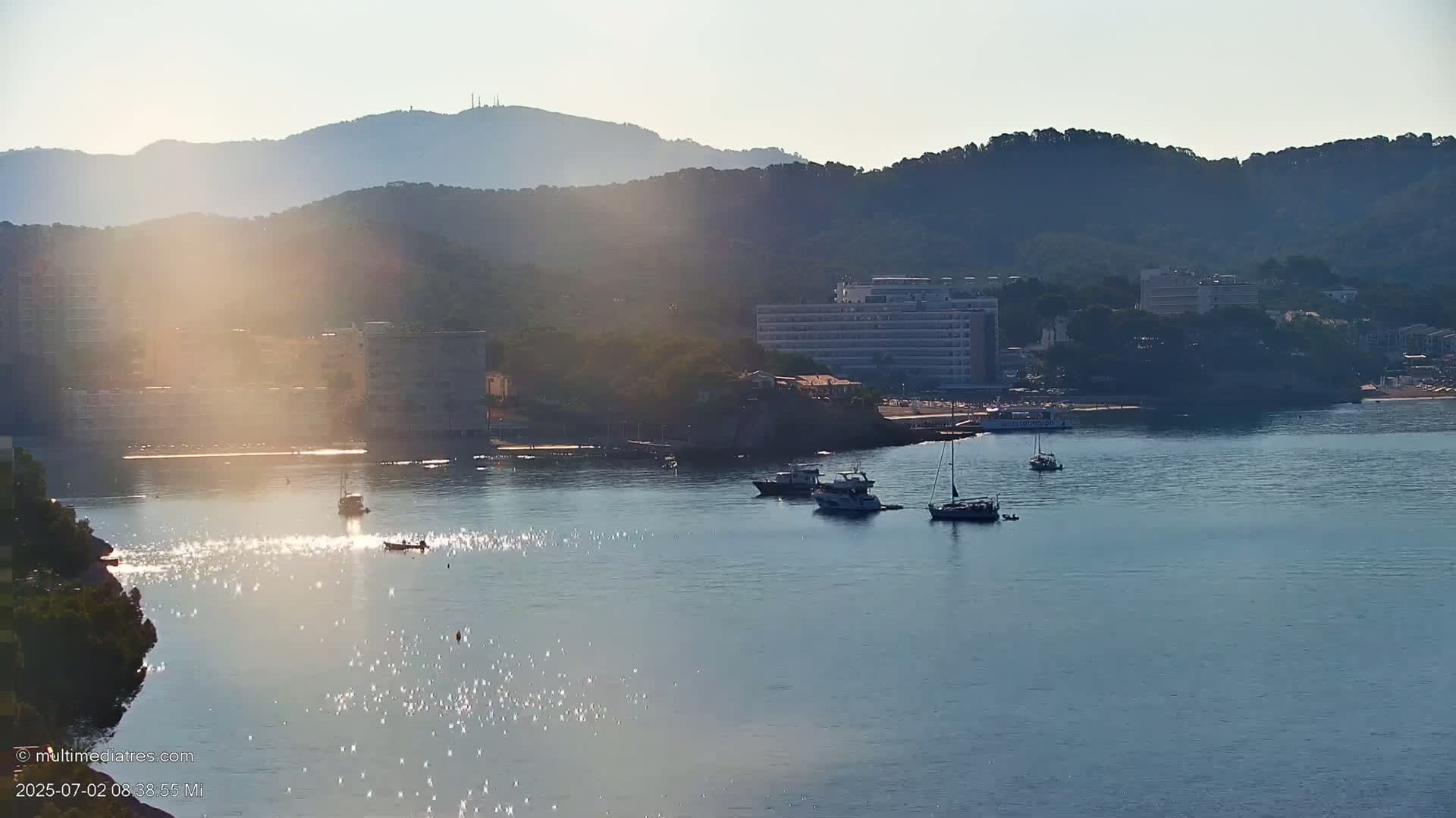 Paguera, Cala Fornells PTZ Live Cam - Mallorca, Balearic Islands, Spain