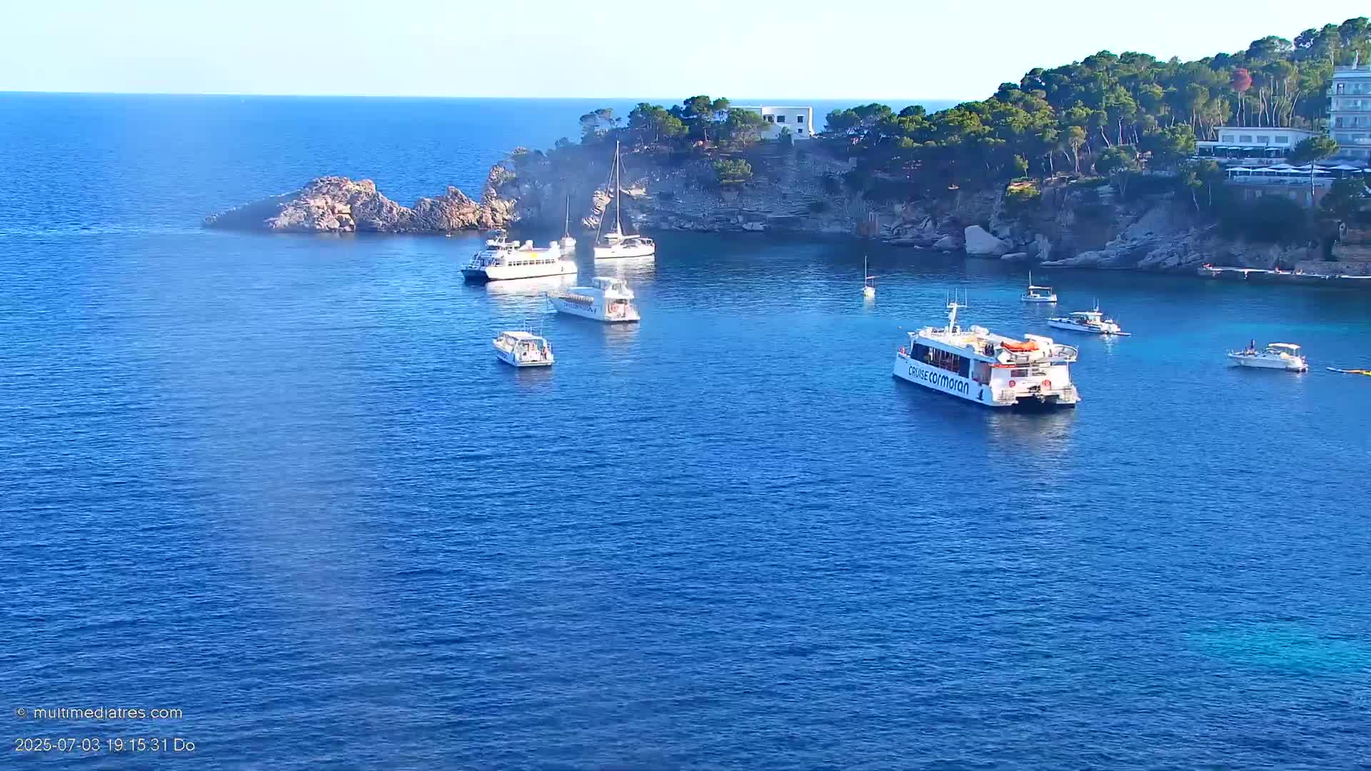 Paguera, Cala Fornells PTZ Live Cam - Mallorca, Balearic Islands, Spain