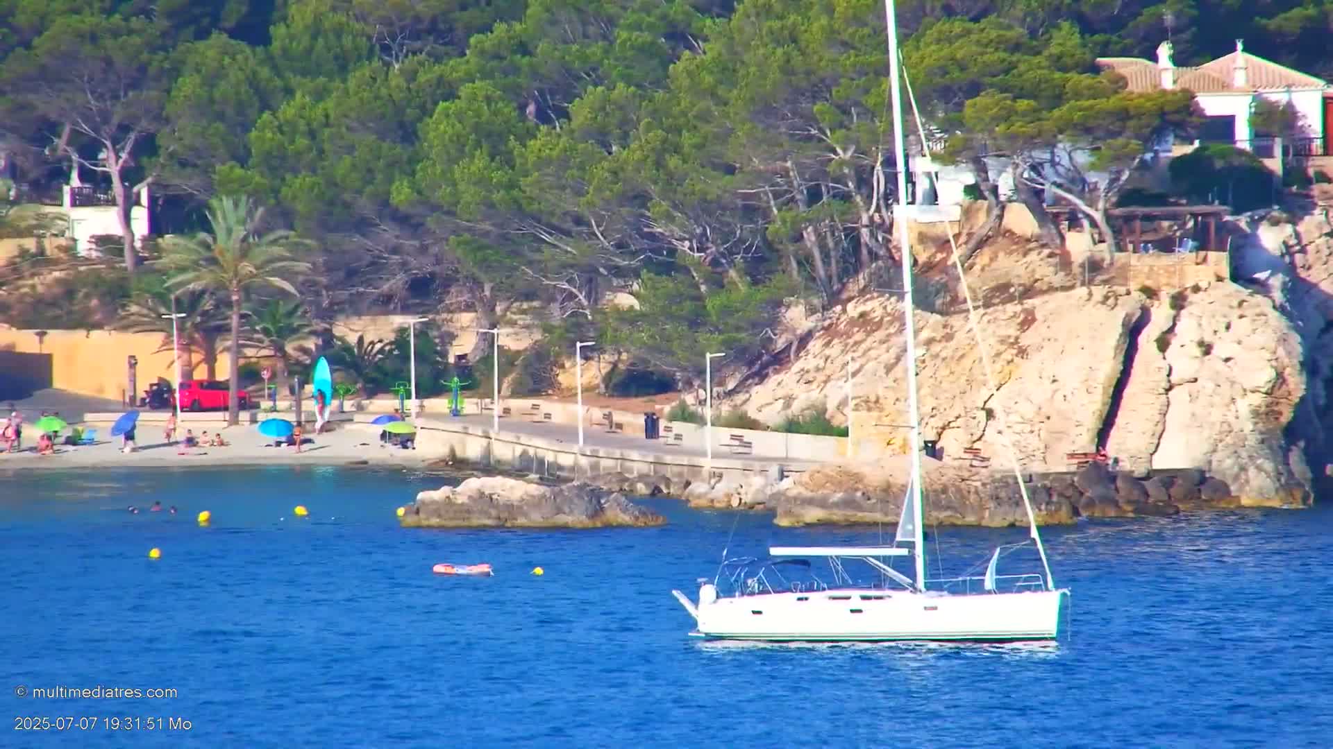 Paguera, Cala Fornells PTZ Live Cam - Mallorca, Balearic Islands, Spain
