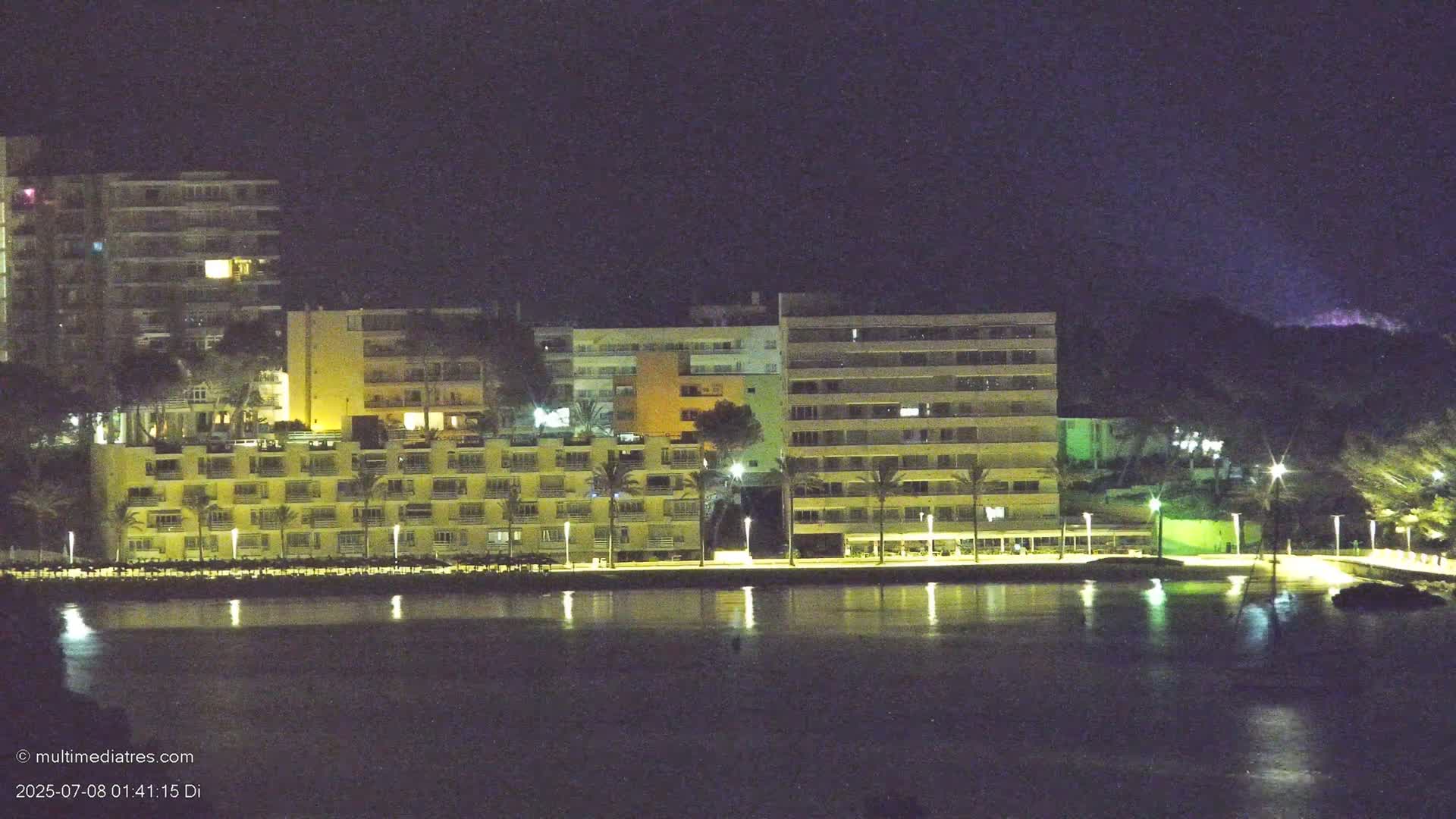 Paguera, Cala Fornells PTZ Live Cam - Mallorca, Balearic Islands, Spain