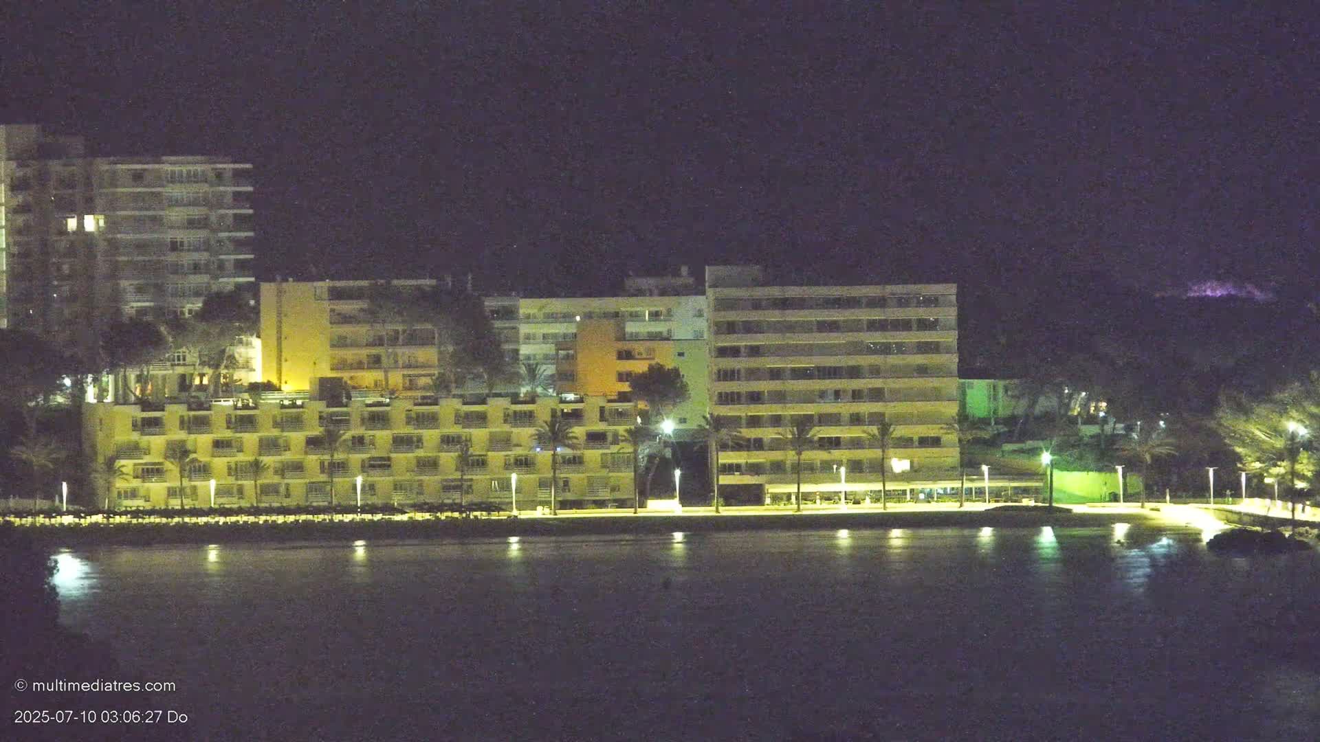 Paguera, Cala Fornells PTZ Live Cam - Mallorca, Balearic Islands, Spain