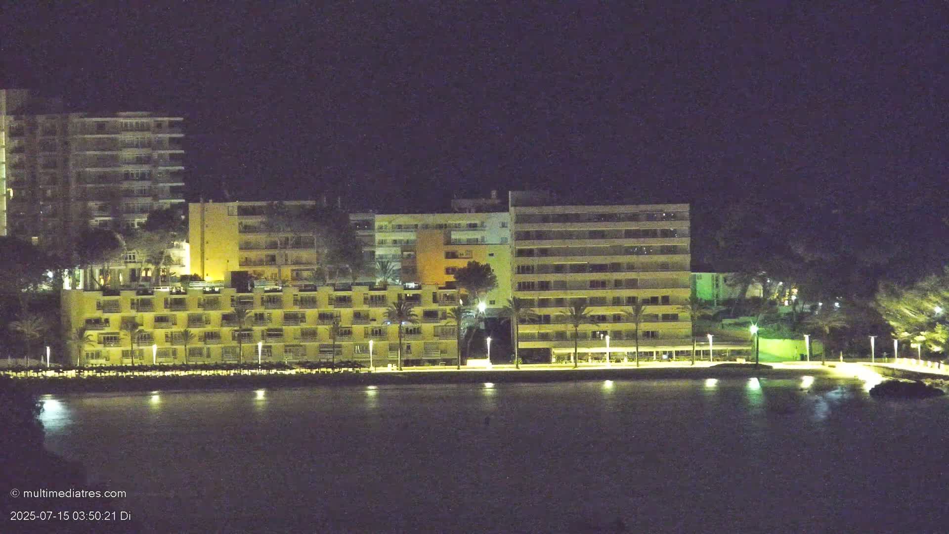 Paguera, Cala Fornells PTZ Live Cam - Mallorca, Balearic Islands, Spain