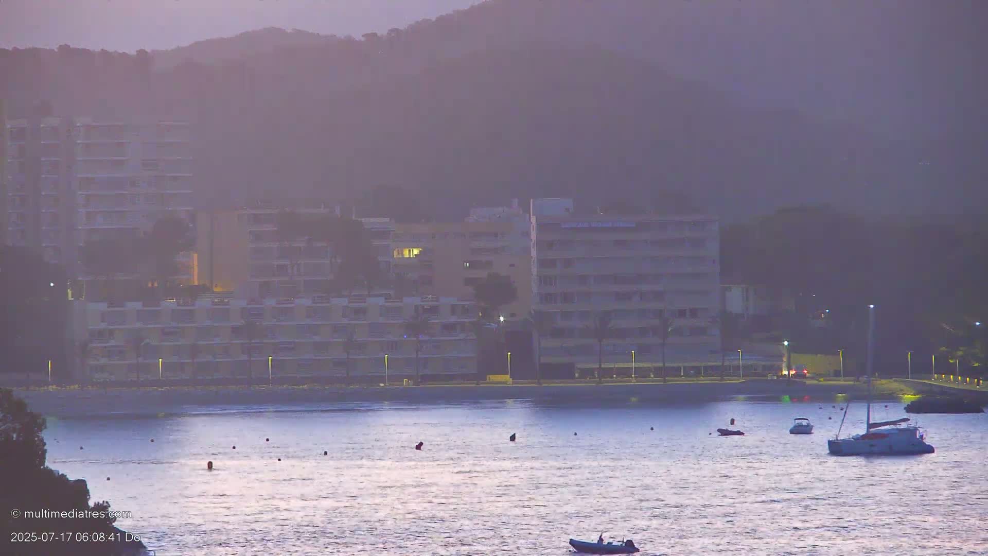 Paguera, Cala Fornells PTZ Live Cam - Mallorca, Balearic Islands, Spain