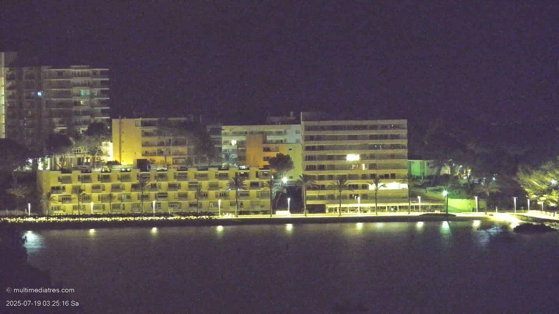 Paguera, Cala Fornells PTZ Live Cam - Mallorca, Balearic Islands, Spain