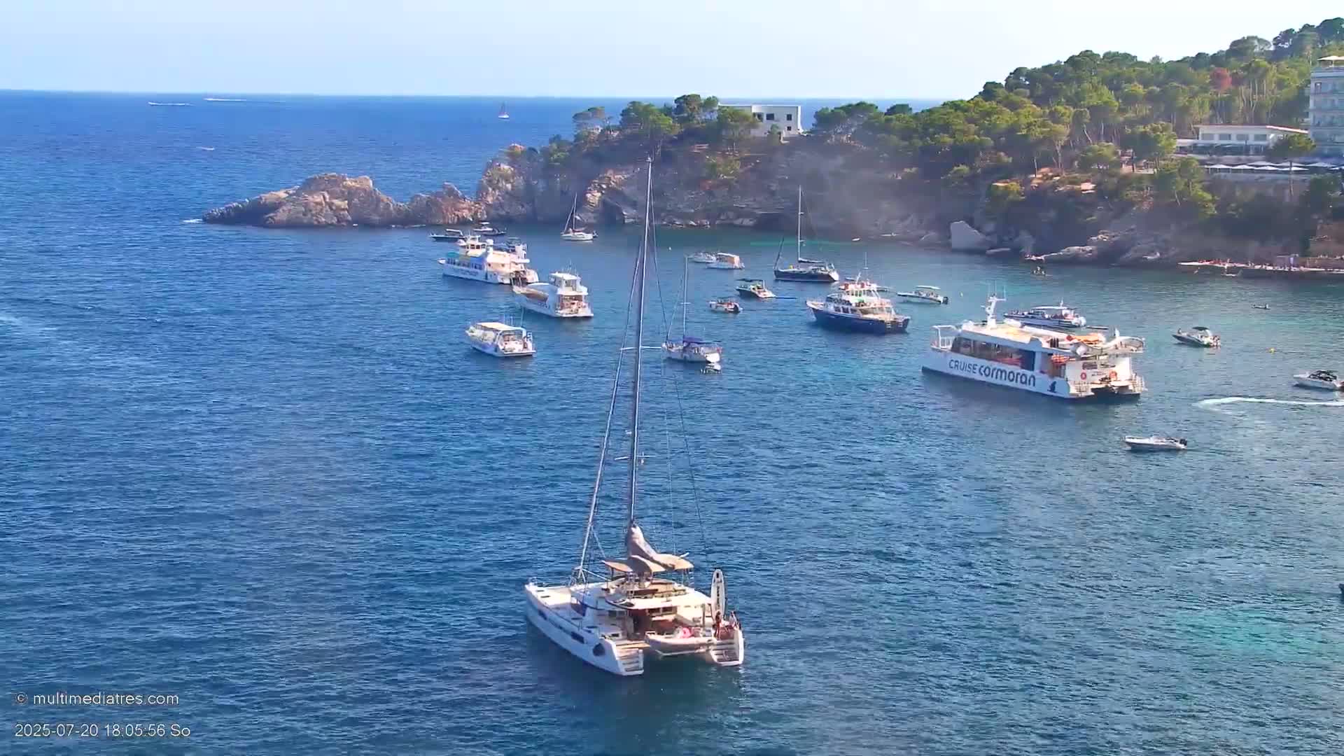 Paguera, Cala Fornells PTZ Live Cam - Mallorca, Balearic Islands, Spain