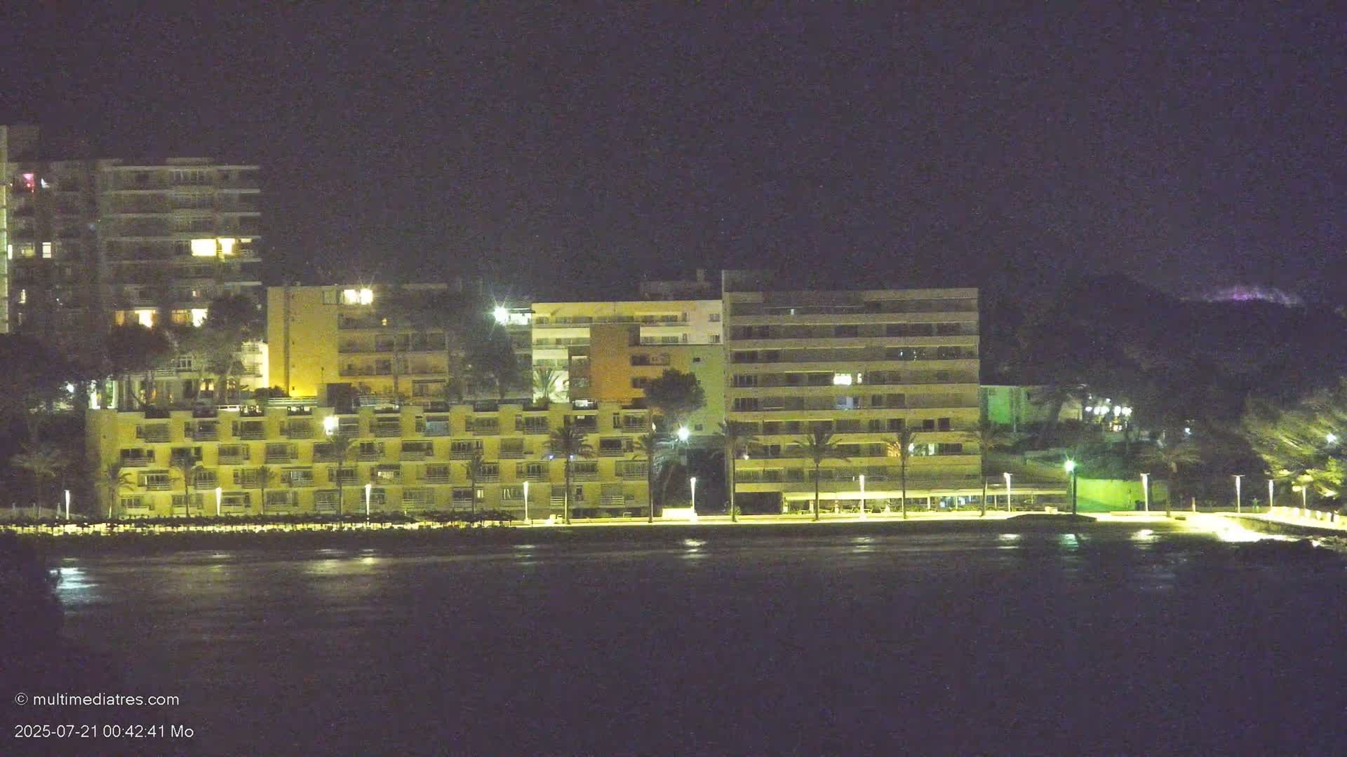 Paguera, Cala Fornells PTZ Live Cam - Mallorca, Balearic Islands, Spain