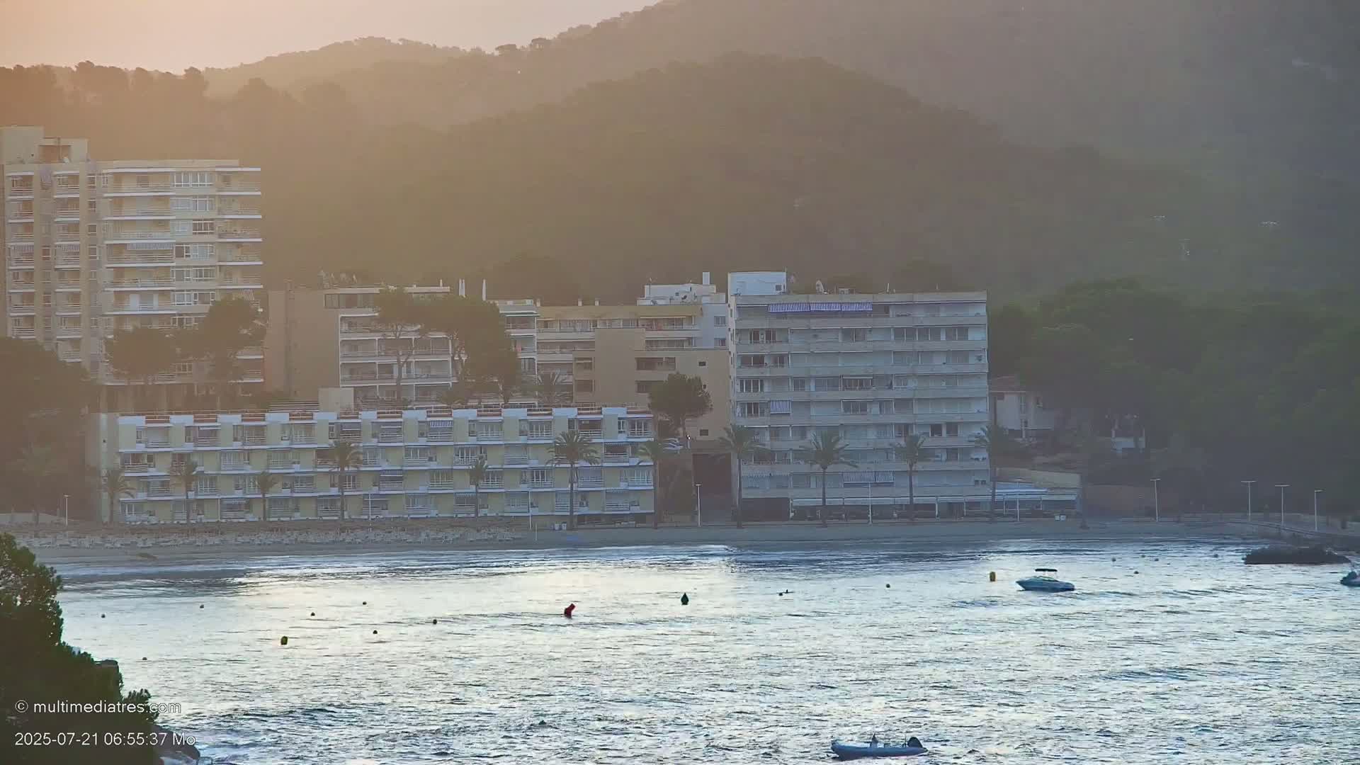 Paguera, Cala Fornells PTZ Live Cam - Mallorca, Balearic Islands, Spain