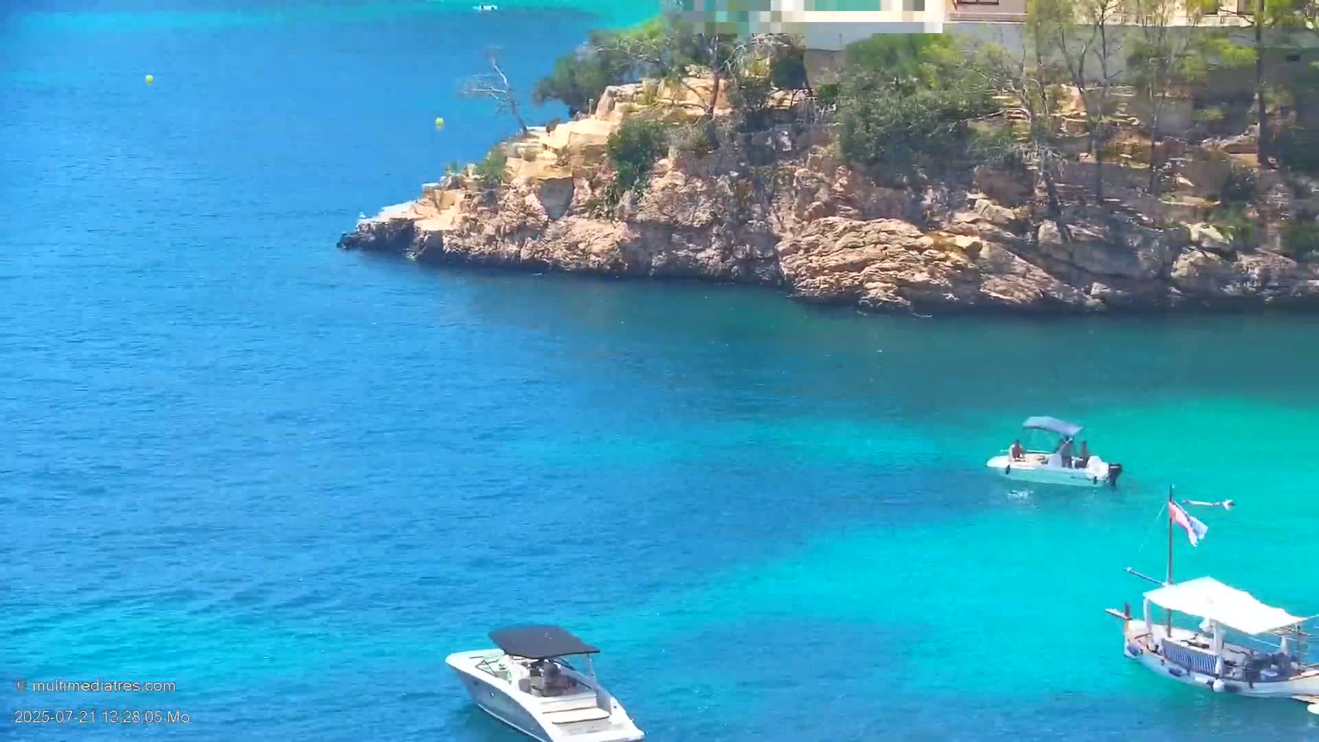 Paguera, Cala Fornells PTZ Live Cam - Mallorca, Balearic Islands, Spain
