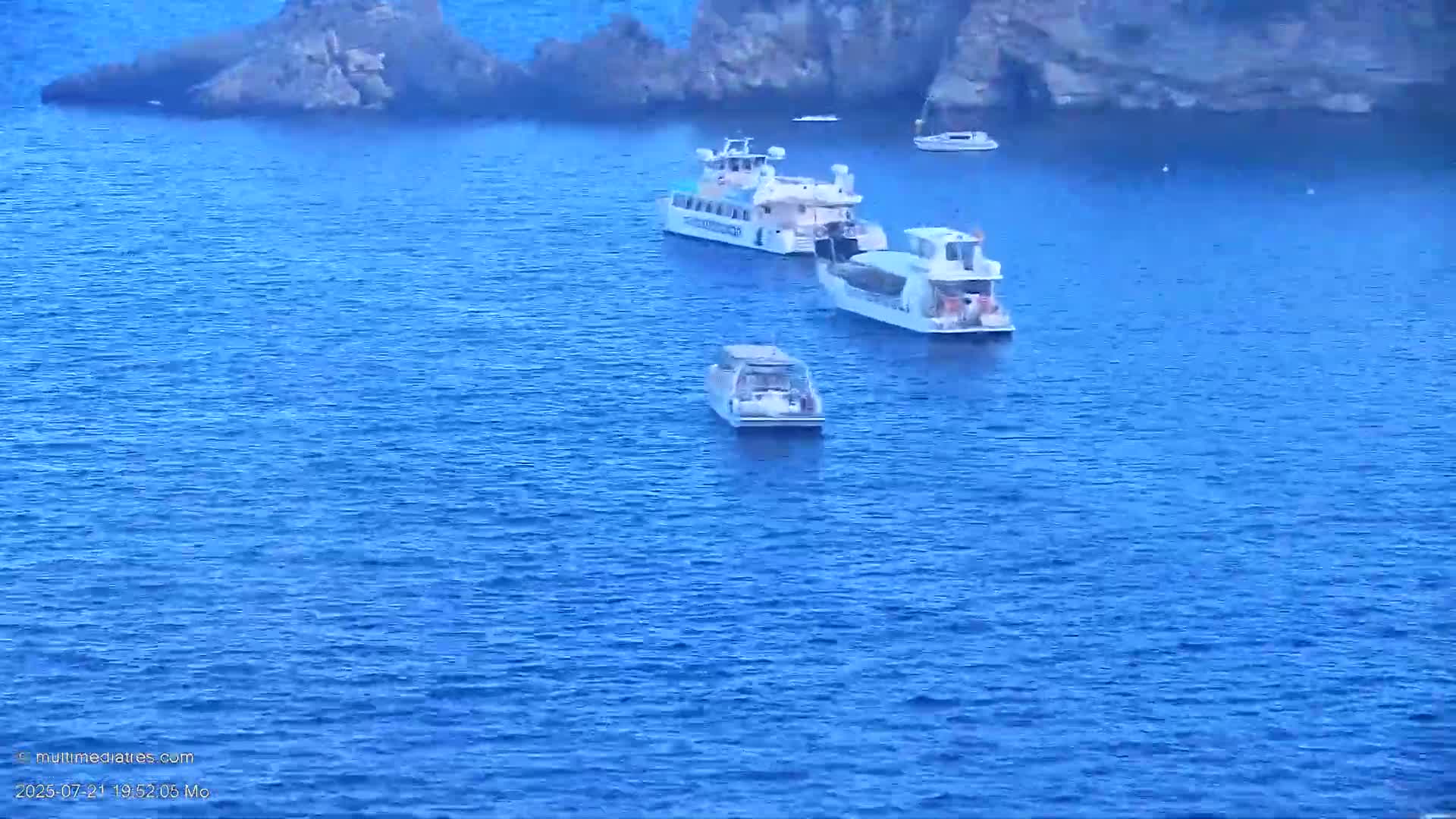 Paguera, Cala Fornells PTZ Live Cam - Mallorca, Balearic Islands, Spain