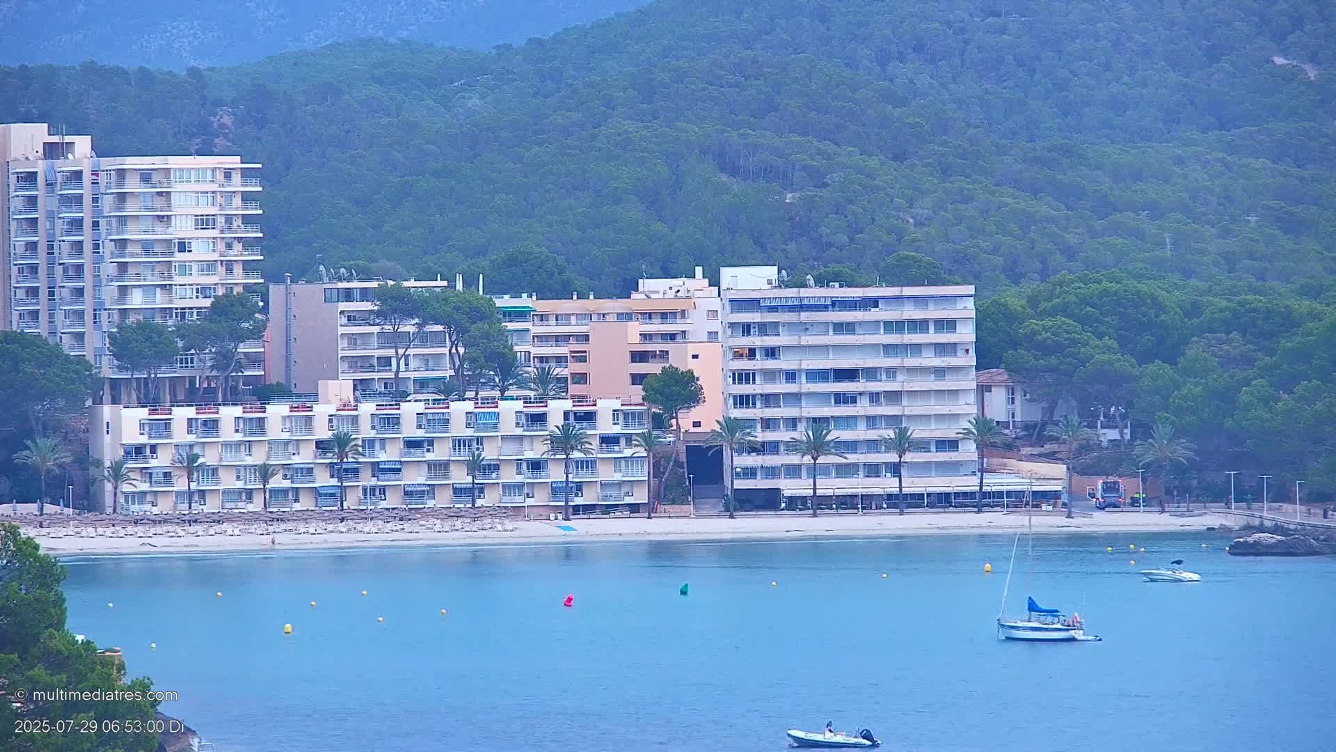 Paguera, Cala Fornells PTZ Live Cam - Mallorca, Balearic Islands, Spain