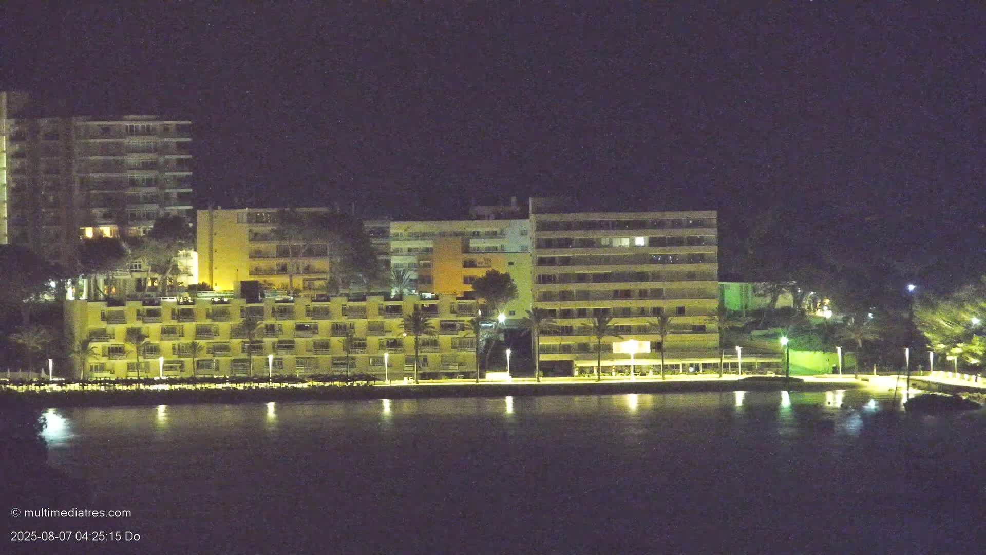 Paguera, Cala Fornells PTZ Live Cam - Mallorca, Balearic Islands, Spain