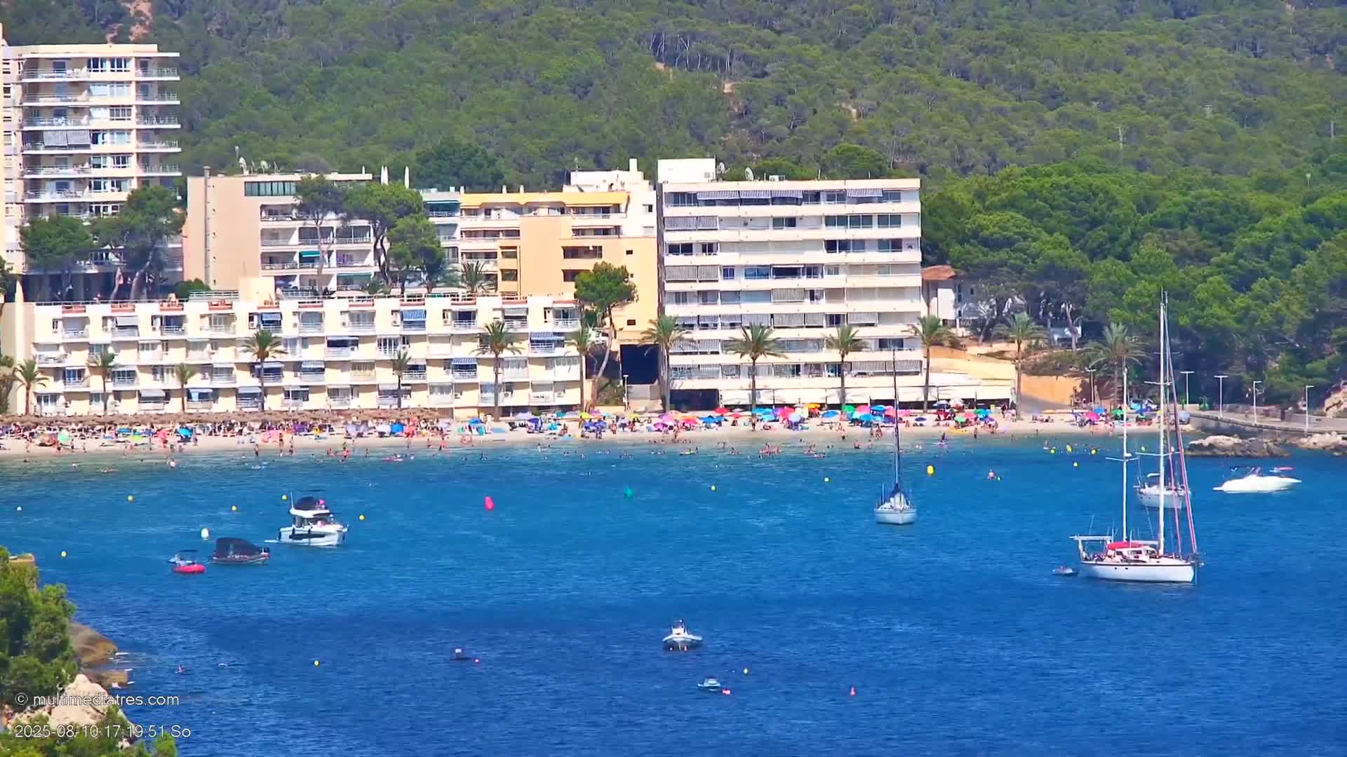 Paguera, Cala Fornells PTZ Live Cam - Mallorca, Balearic Islands, Spain