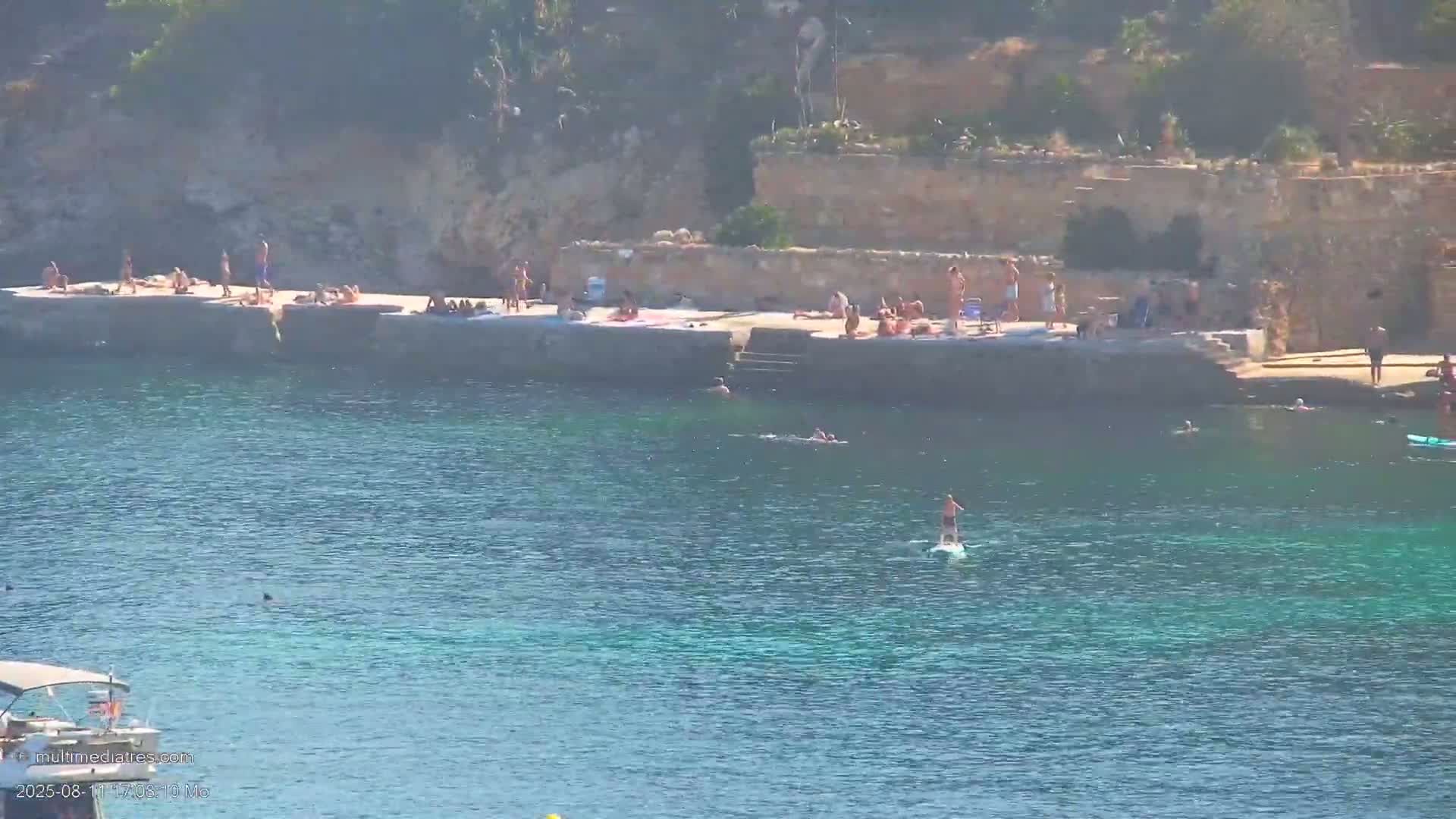 Paguera, Cala Fornells PTZ Live Cam - Mallorca, Balearic Islands, Spain