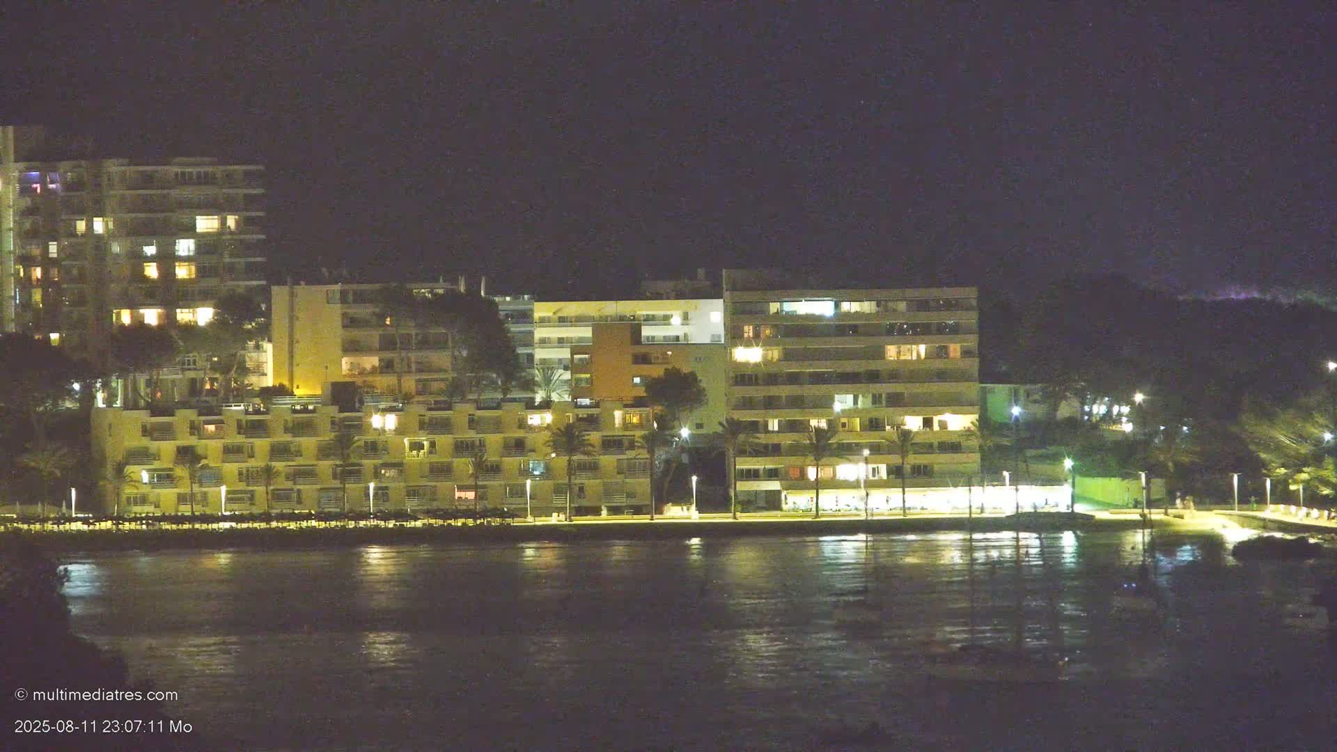 Paguera, Cala Fornells PTZ Live Cam - Mallorca, Balearic Islands, Spain